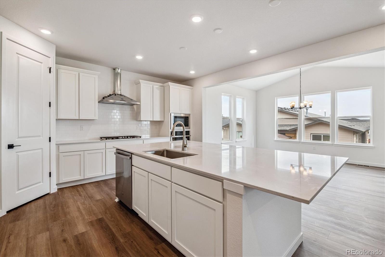 MLS Image #11 for 24950 e 42nd avenue,aurora, Colorado