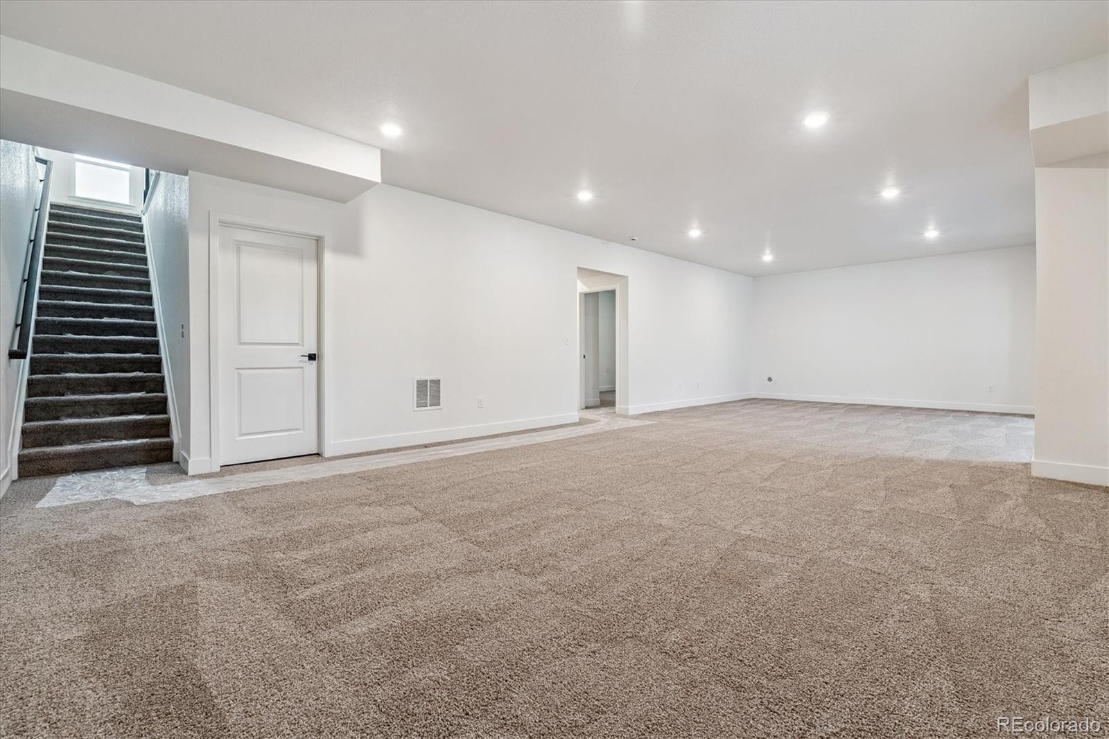 MLS Image #30 for 24950 e 42nd avenue,aurora, Colorado