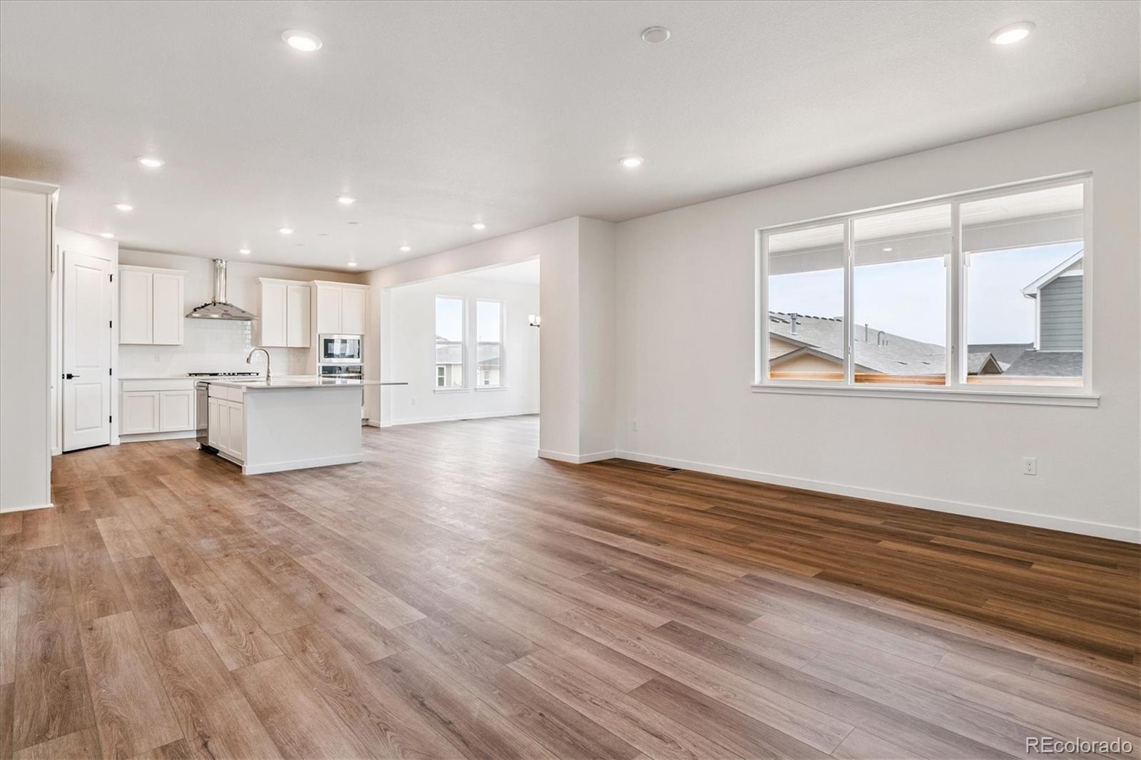 MLS Image #5 for 24950 e 42nd avenue,aurora, Colorado