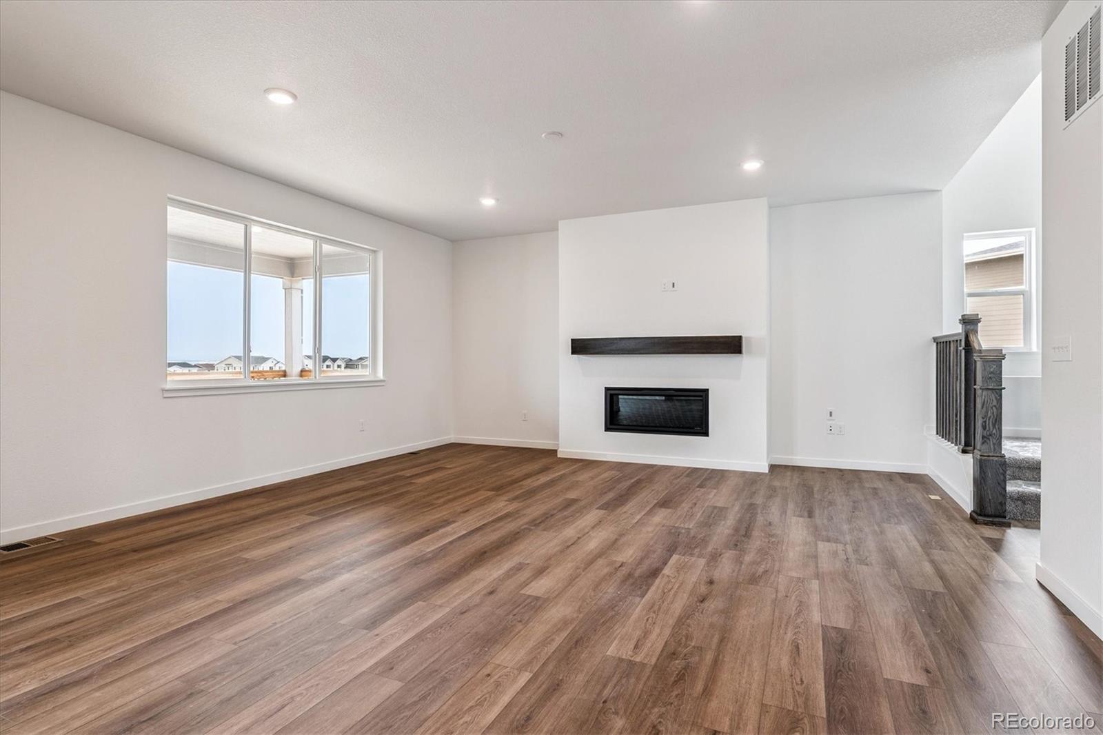 MLS Image #6 for 24950 e 42nd avenue,aurora, Colorado