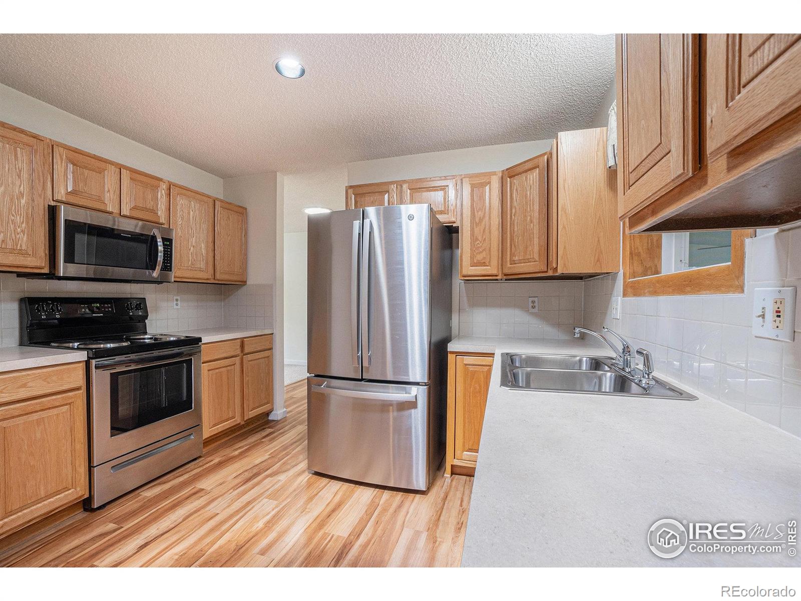 MLS Image #4 for 926  banyan court,loveland, Colorado