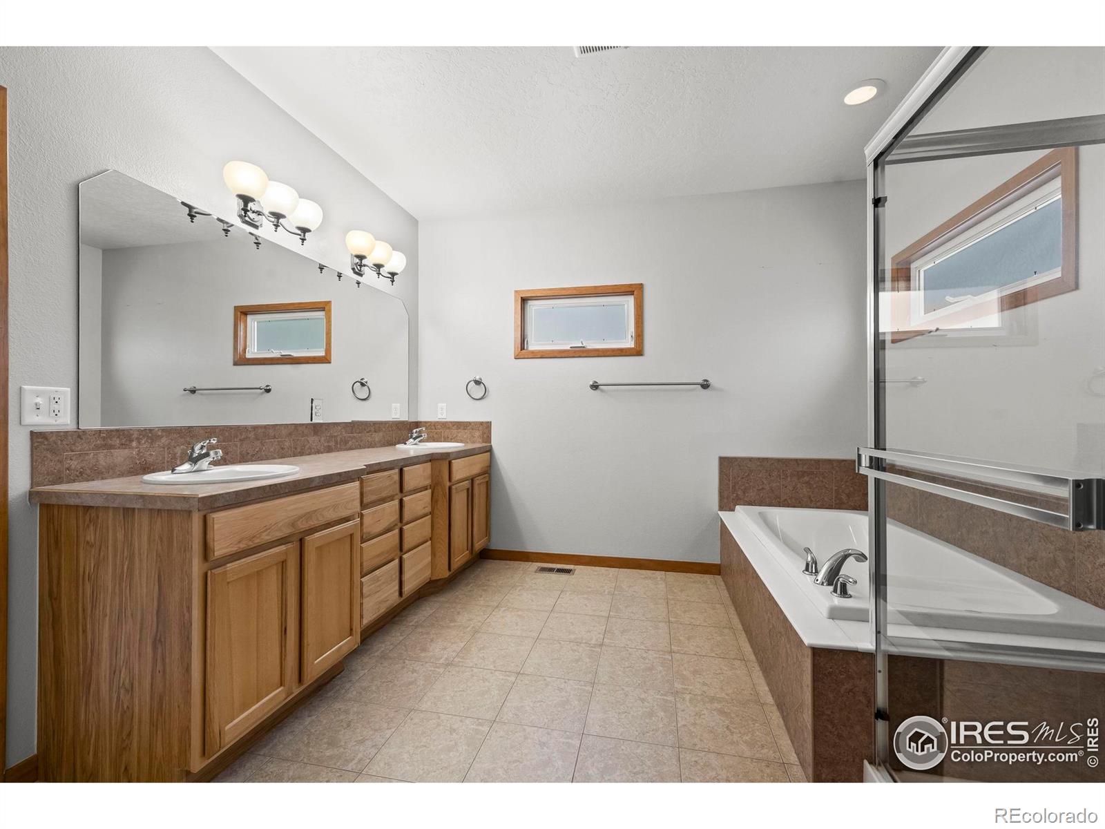 MLS Image #21 for 29  pioneer place,eaton, Colorado