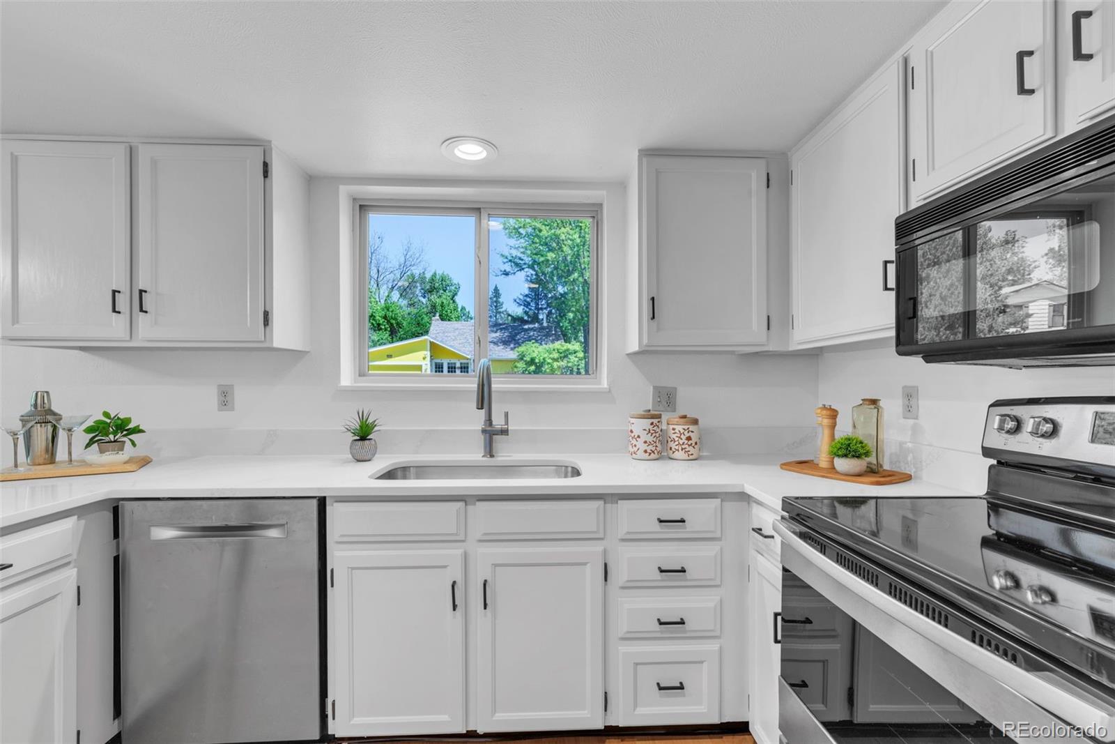 MLS Image #13 for 4248  corriente place,boulder, Colorado