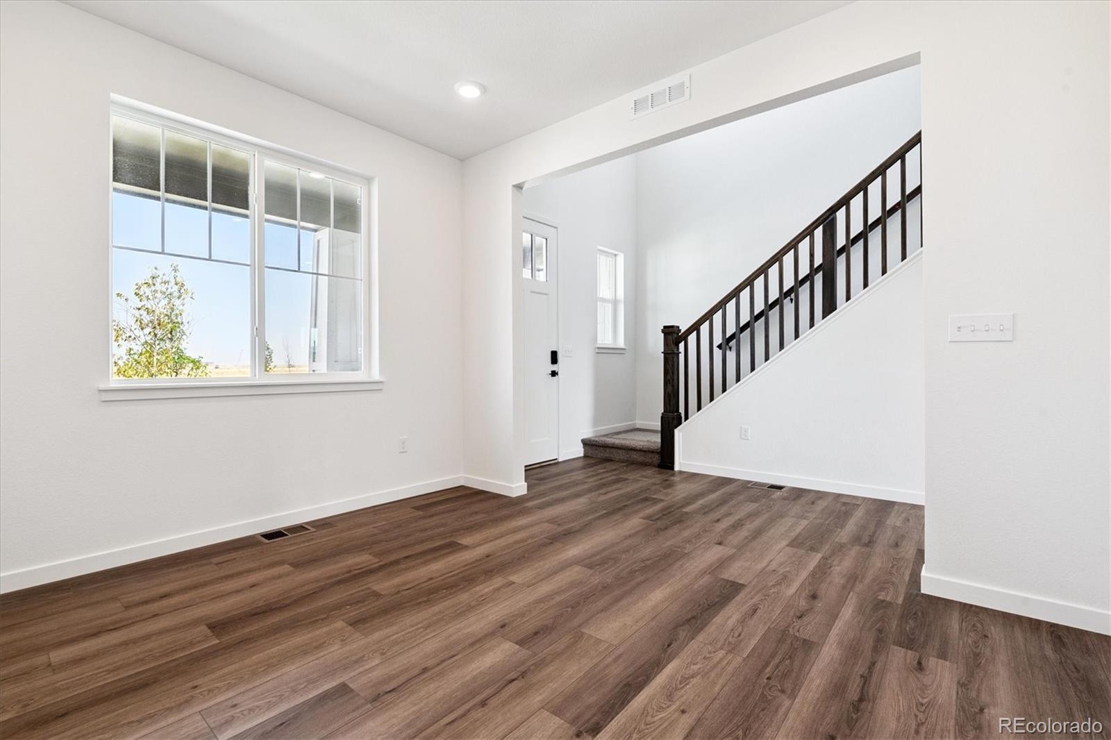MLS Image #5 for 24990 e 42nd avenue,aurora, Colorado
