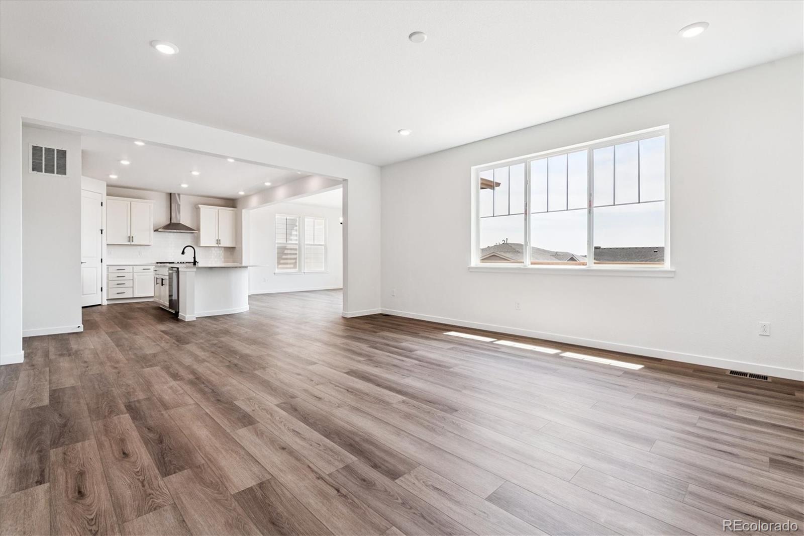 MLS Image #8 for 24990 e 42nd avenue,aurora, Colorado