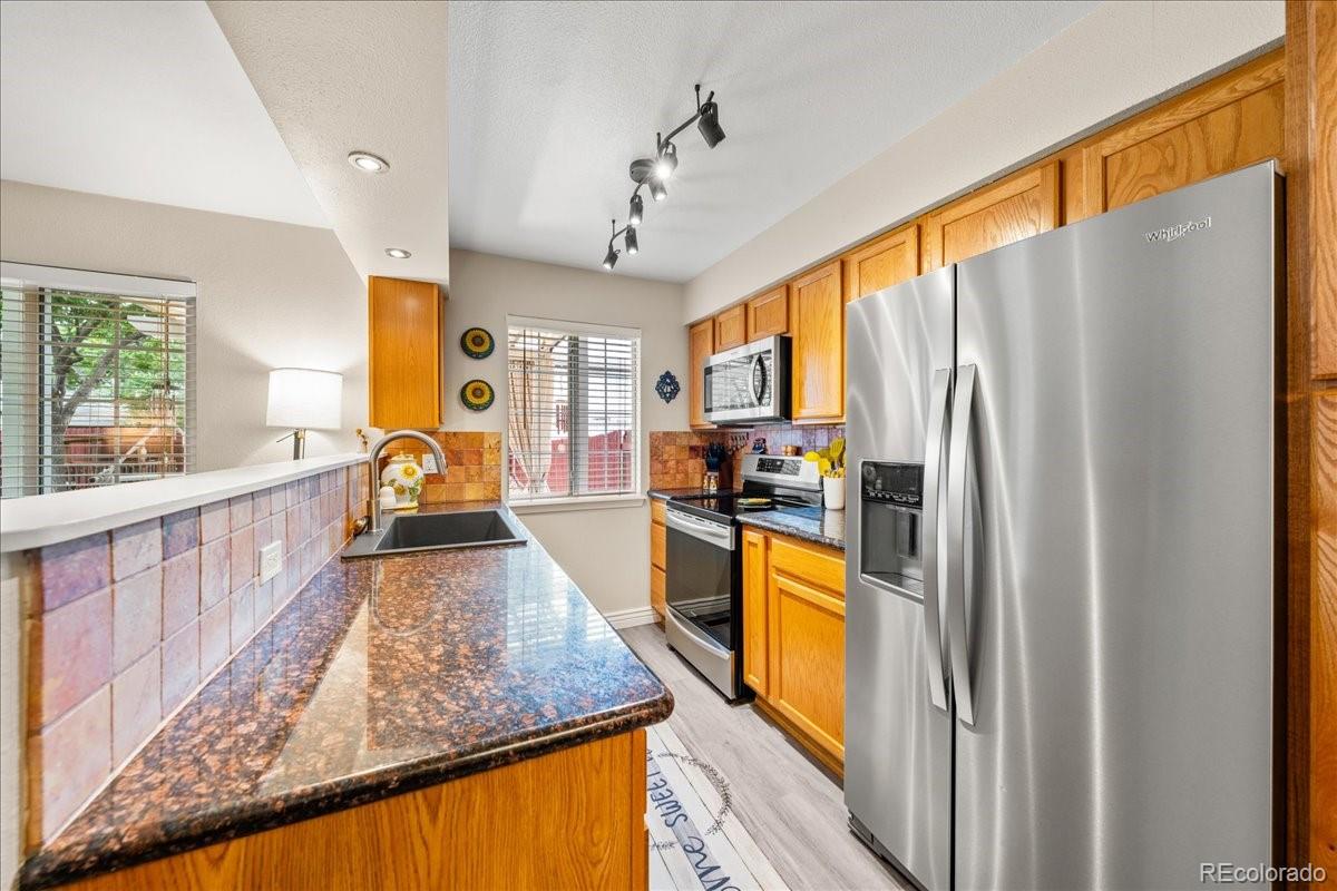 MLS Image #5 for 12545  elm street,thornton, Colorado