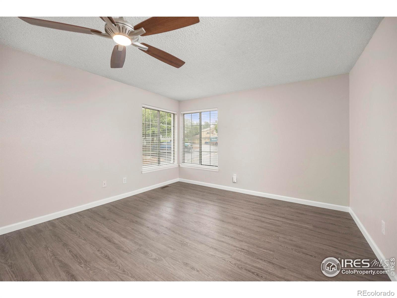 MLS Image #15 for 8423  everett way,arvada, Colorado