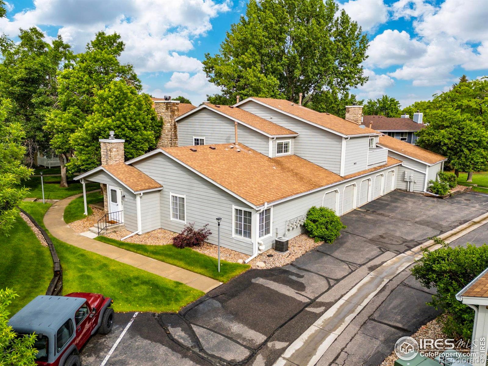 MLS Image #3 for 8423  everett way,arvada, Colorado
