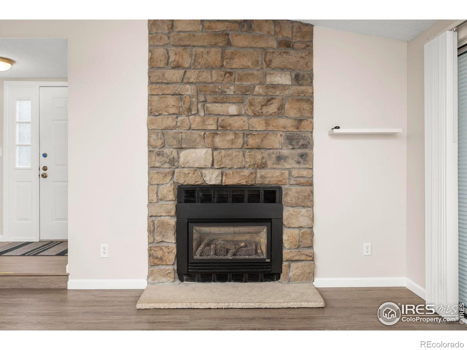 MLS Image #8 for 8423  everett way,arvada, Colorado