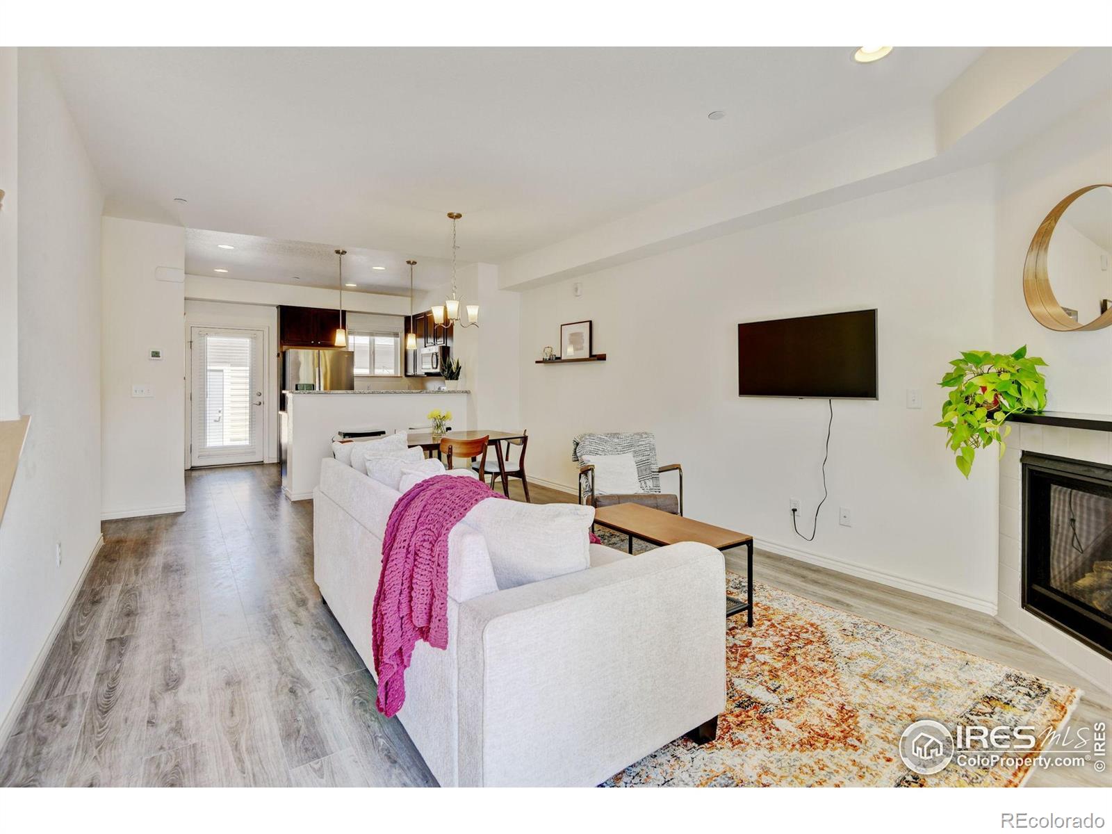 MLS Image #3 for 1240  wren court,longmont, Colorado