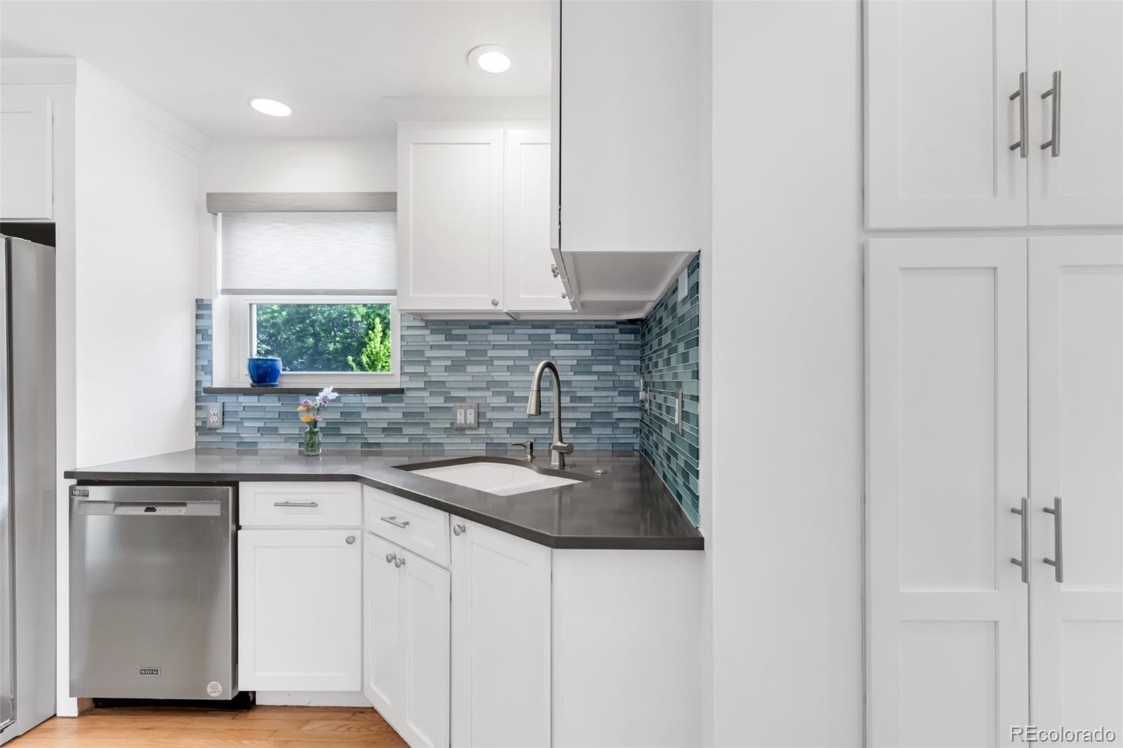 MLS Image #13 for 1185  glencoe street,denver, Colorado