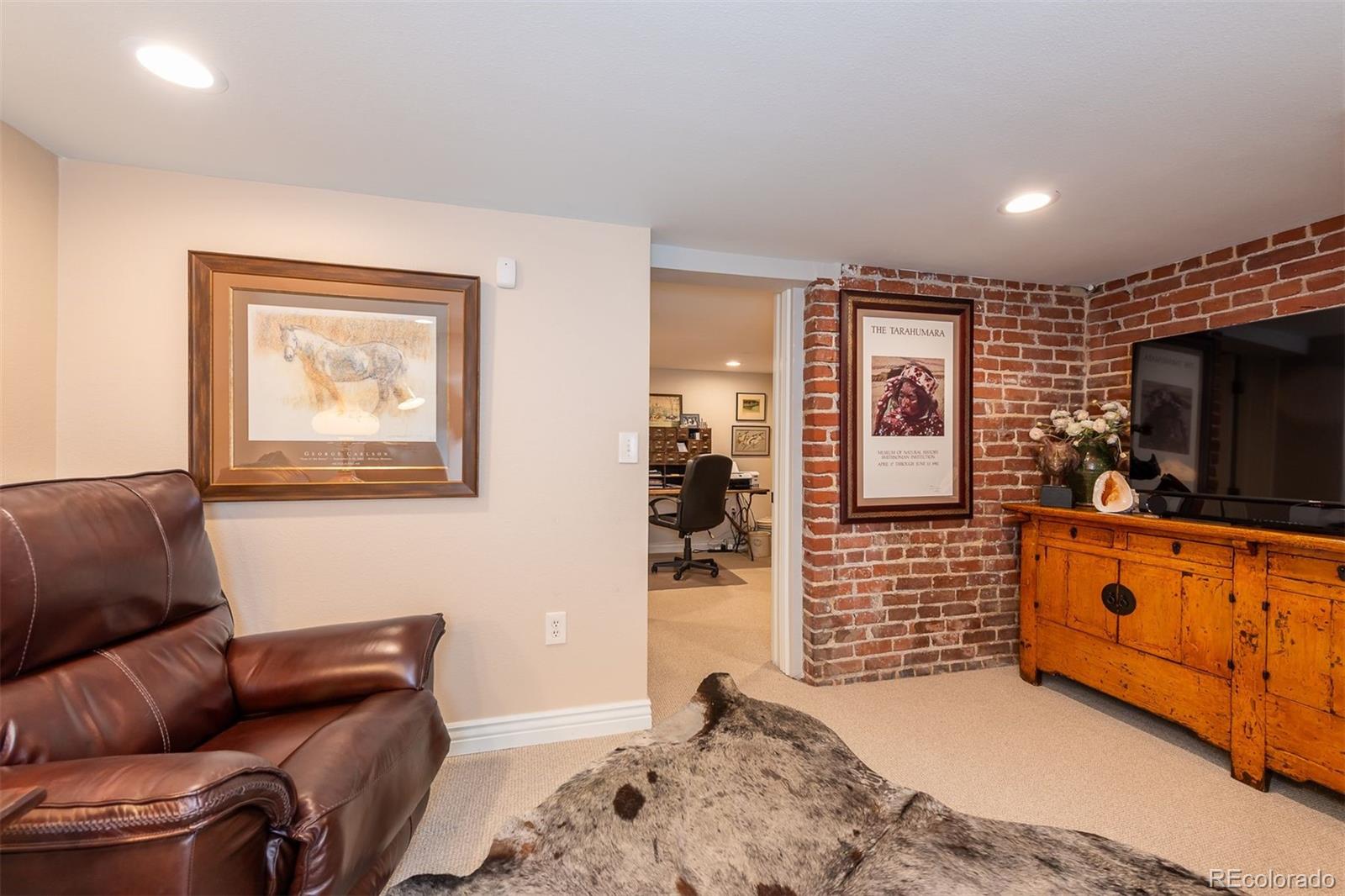 MLS Image #21 for 669 s washington street,denver, Colorado