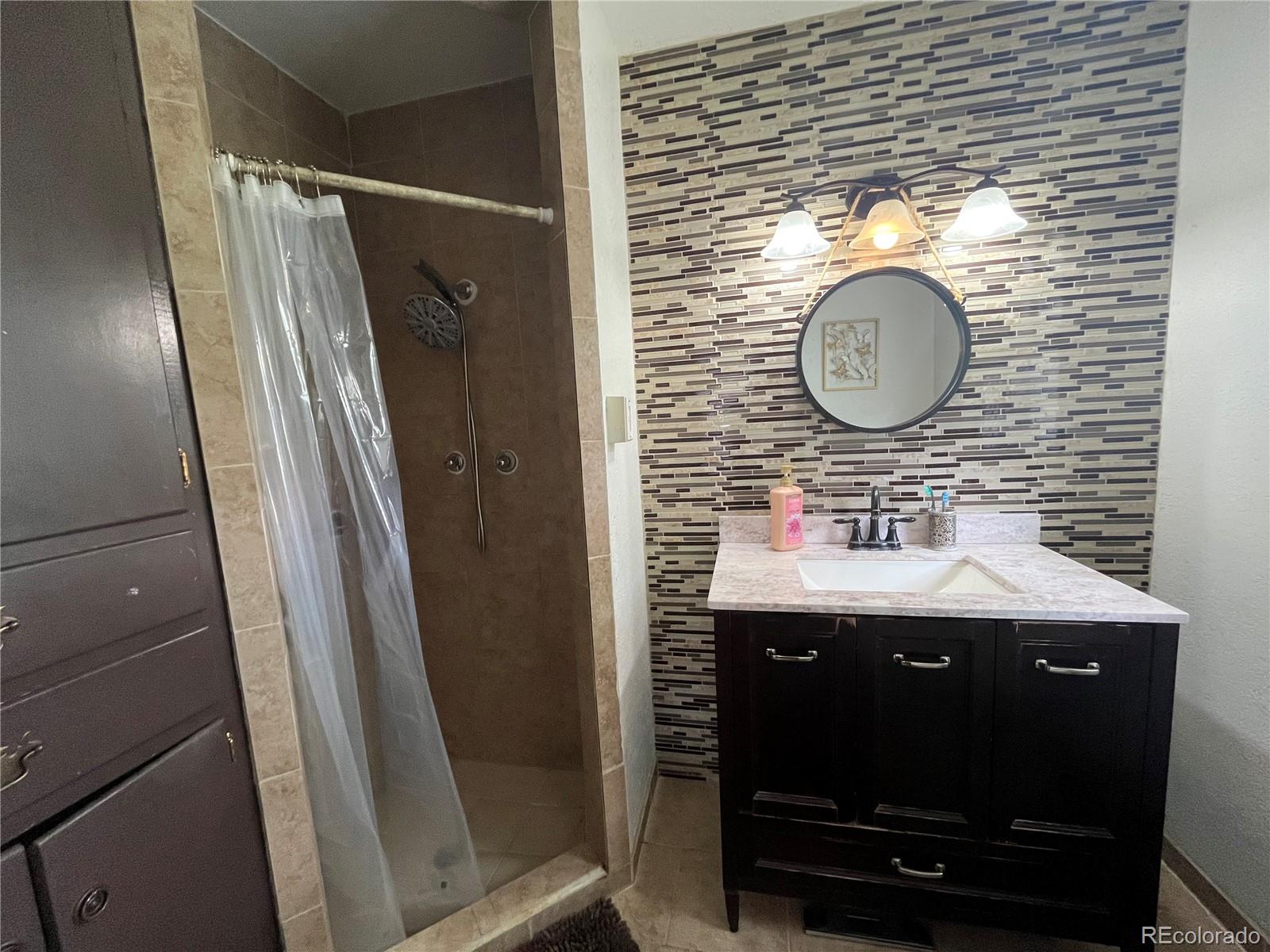 MLS Image #13 for 344  cherry street,burlington, Colorado