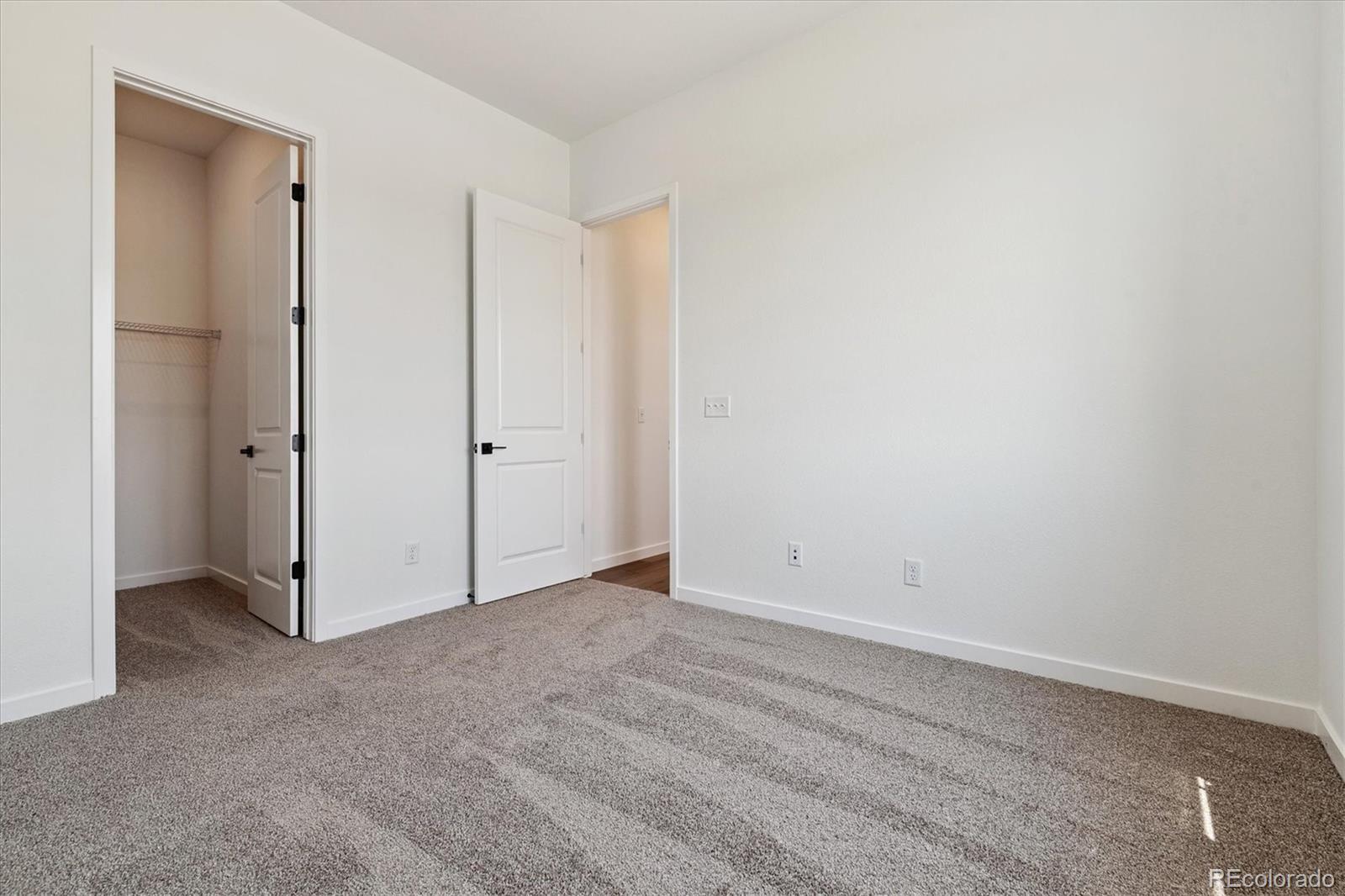 MLS Image #10 for 24791 e 38th avenue,aurora, Colorado