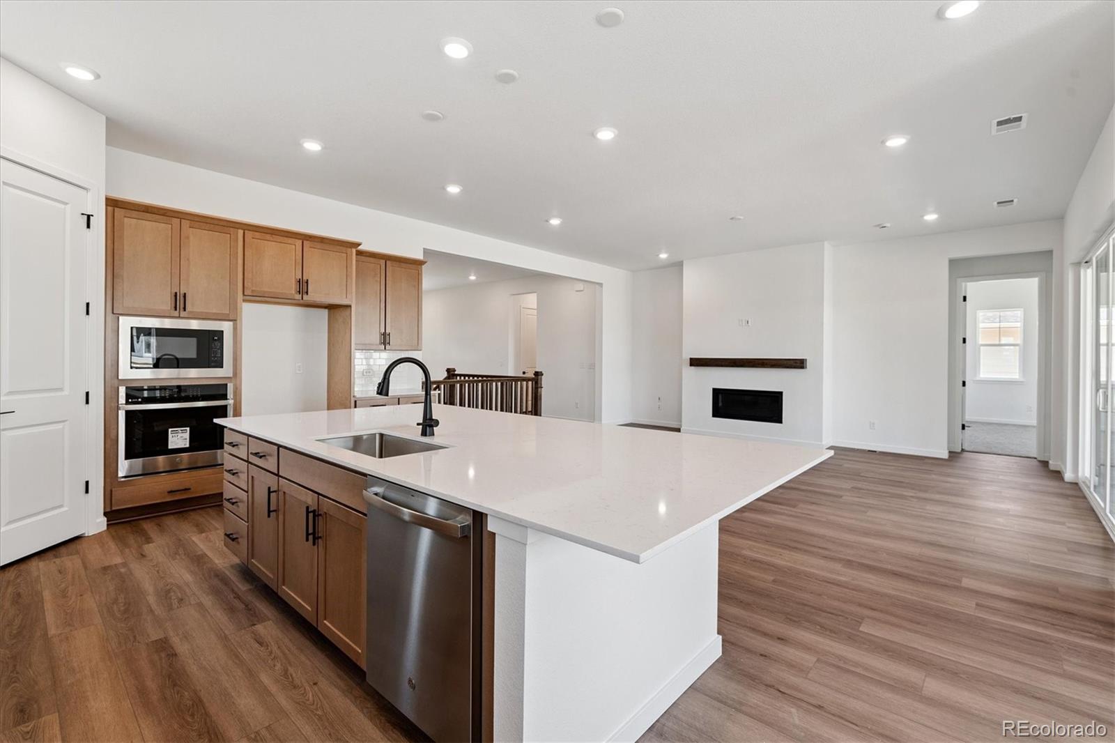 MLS Image #18 for 24791 e 38th avenue,aurora, Colorado