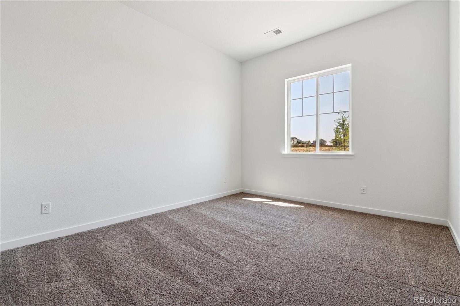 MLS Image #7 for 24791 e 38th avenue,aurora, Colorado