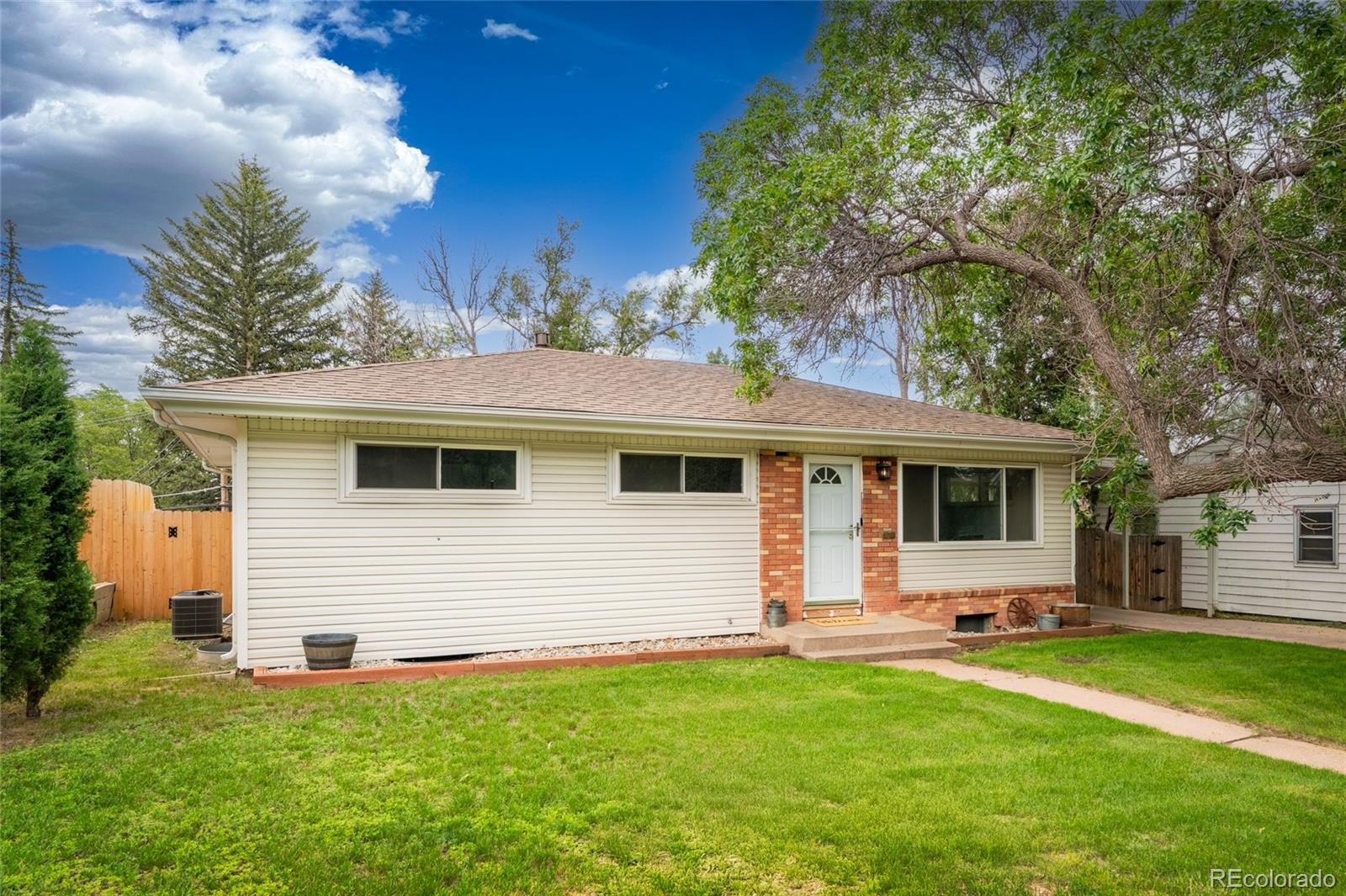 MLS Image #2 for 2408  17th avenue,greeley, Colorado