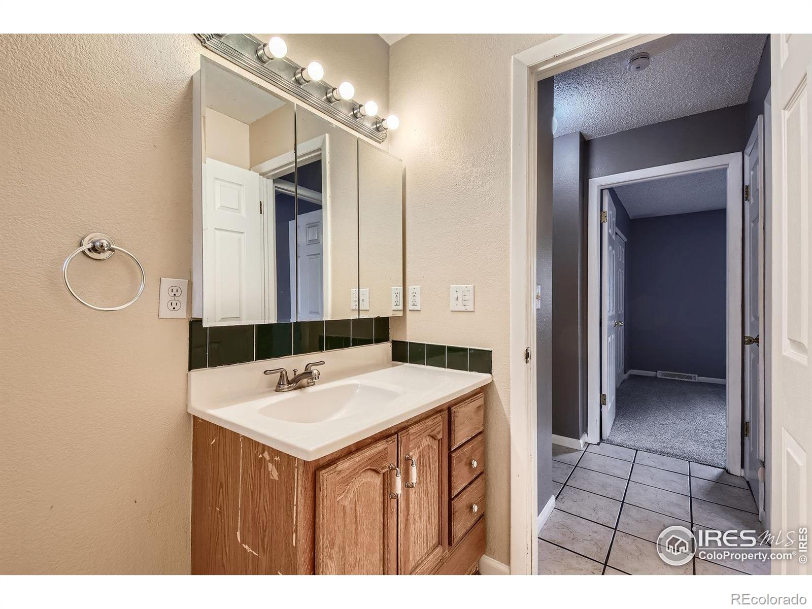 MLS Image #16 for 701  elm street,windsor, Colorado