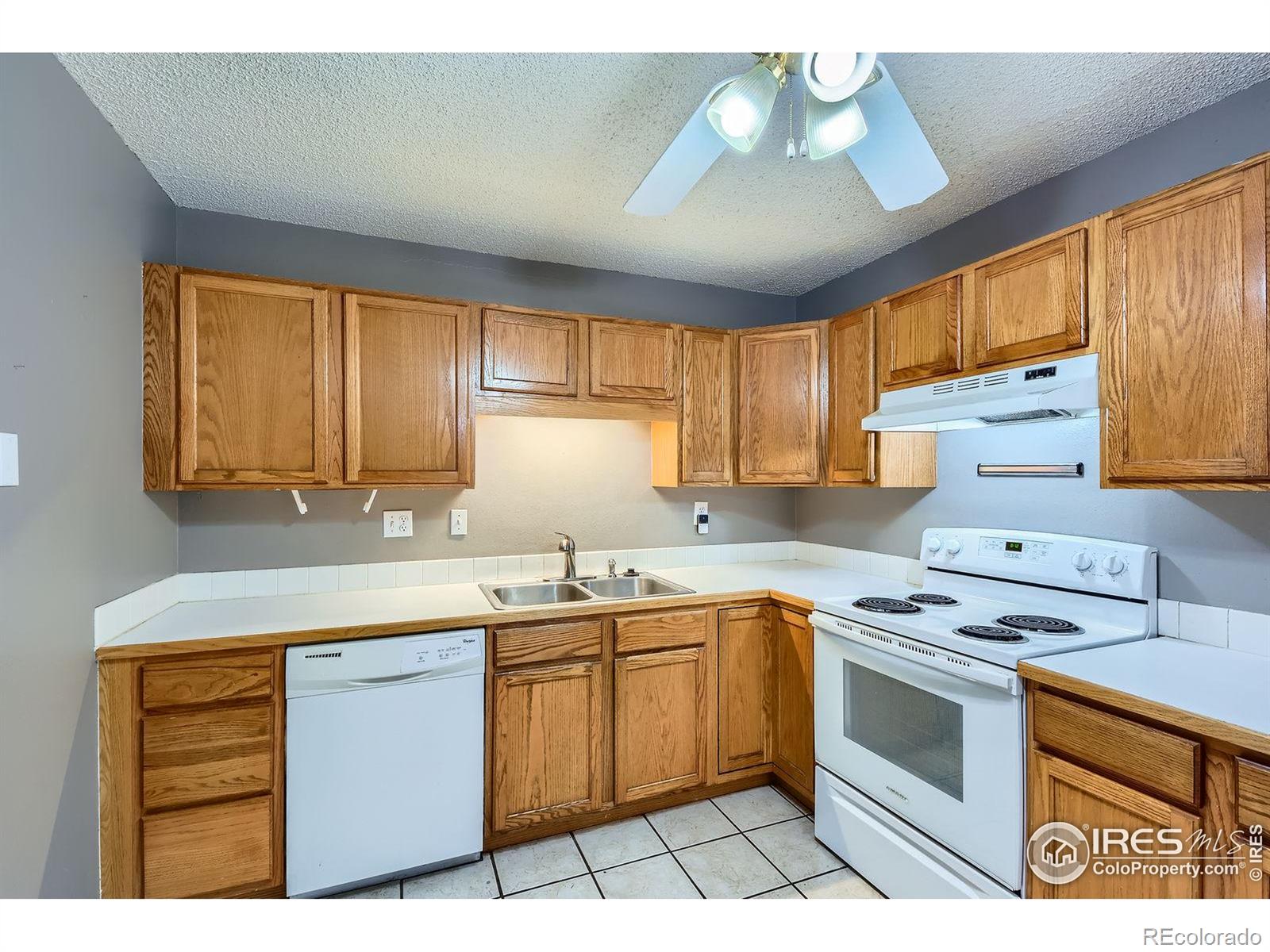 MLS Image #9 for 701  elm street,windsor, Colorado