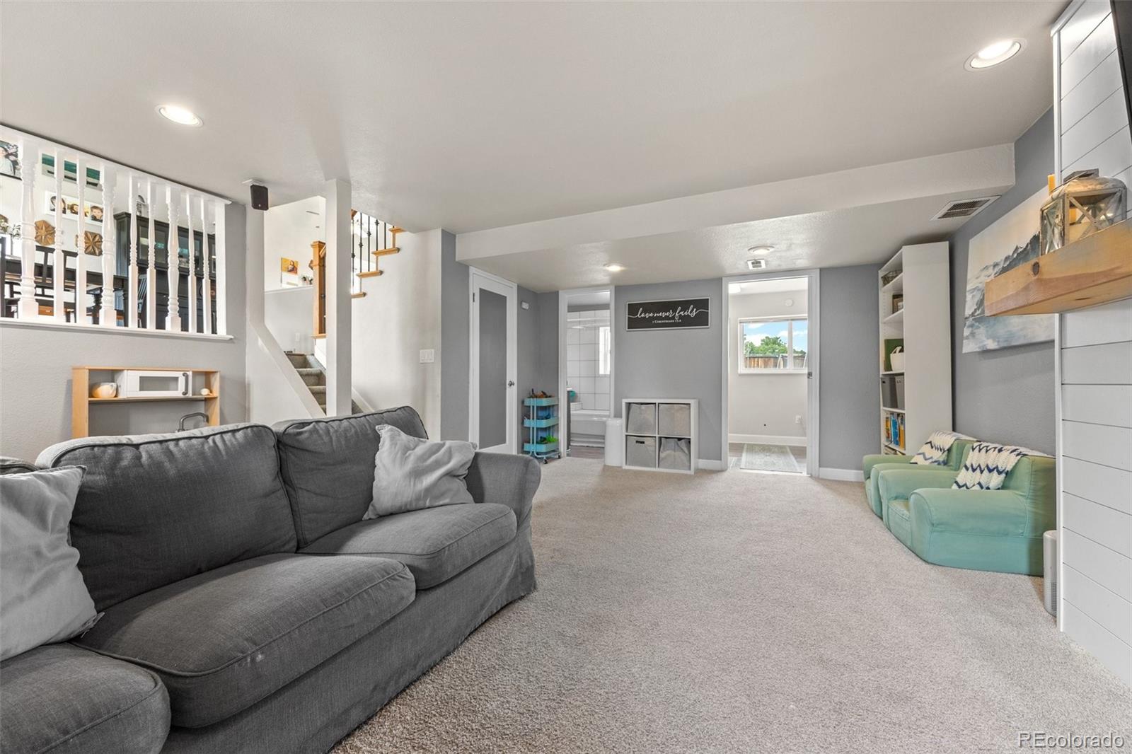 MLS Image #13 for 4879 s johnson street,littleton, Colorado