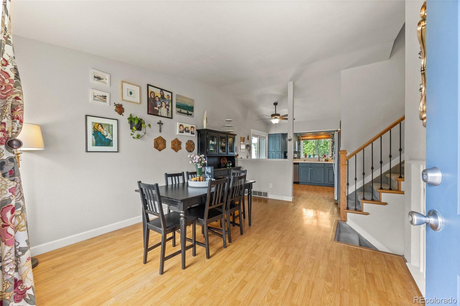 MLS Image #3 for 4879 s johnson street,littleton, Colorado