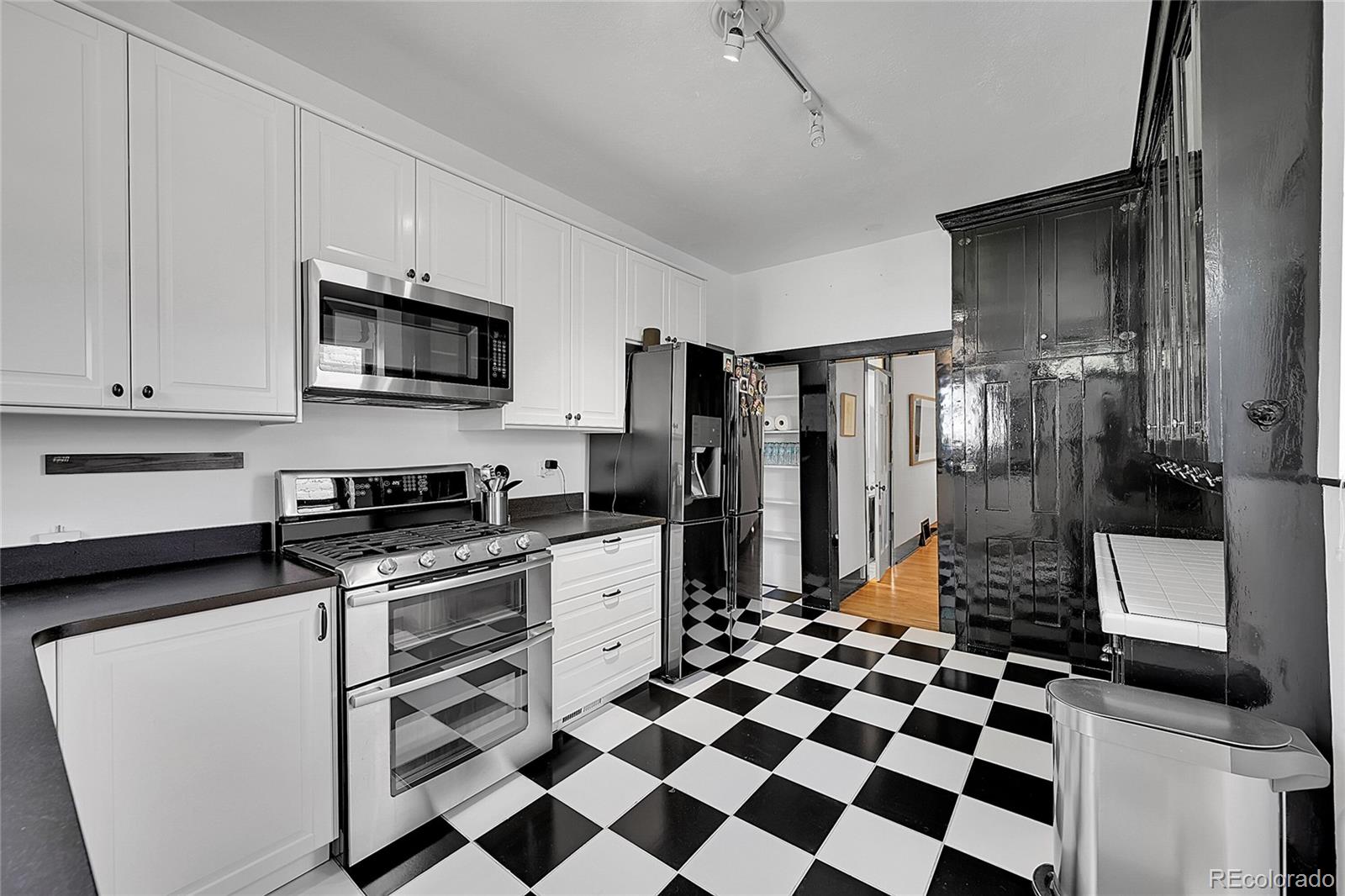 MLS Image #15 for 444 s pearl street,denver, Colorado