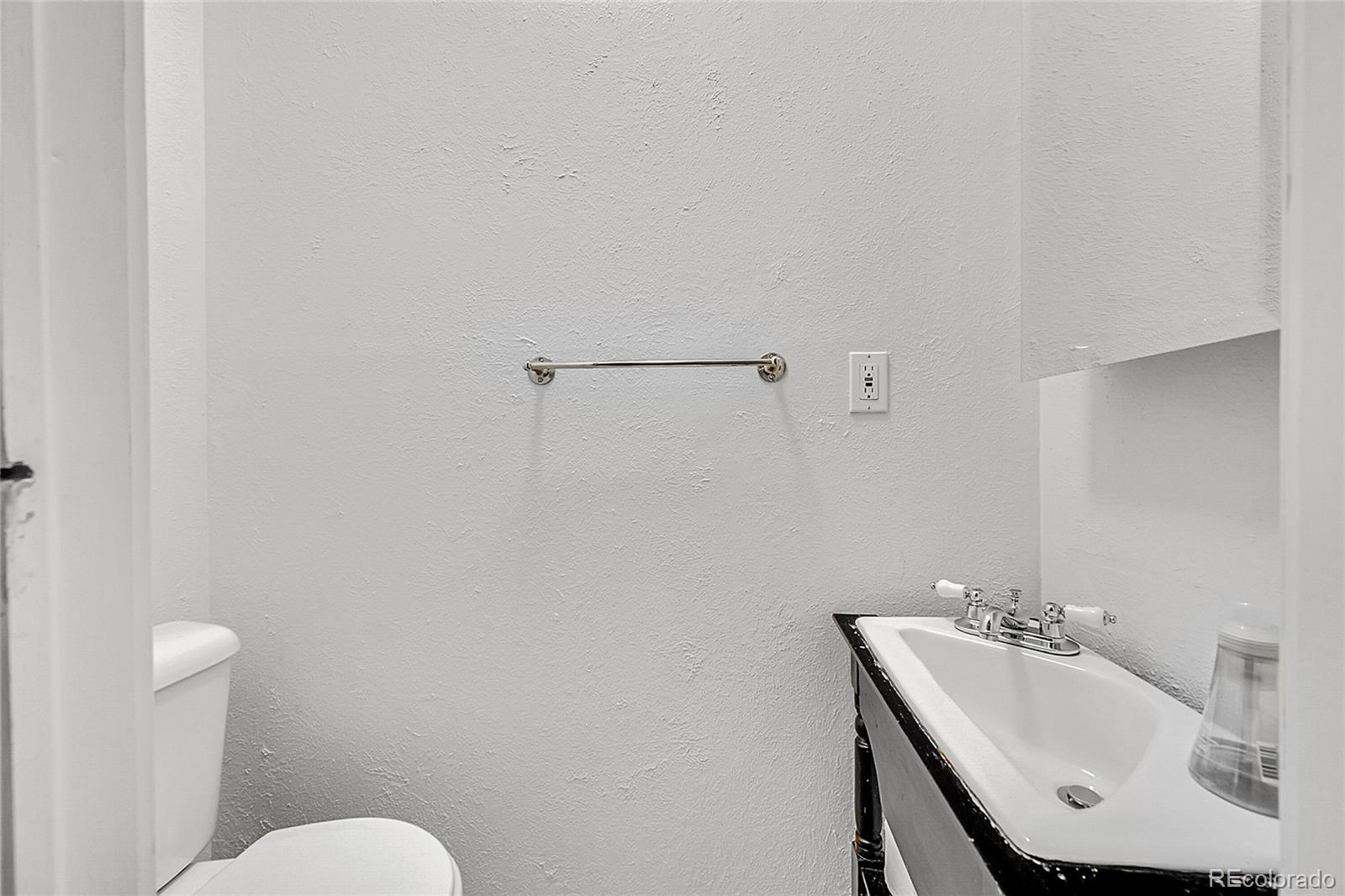 MLS Image #16 for 444 s pearl street,denver, Colorado