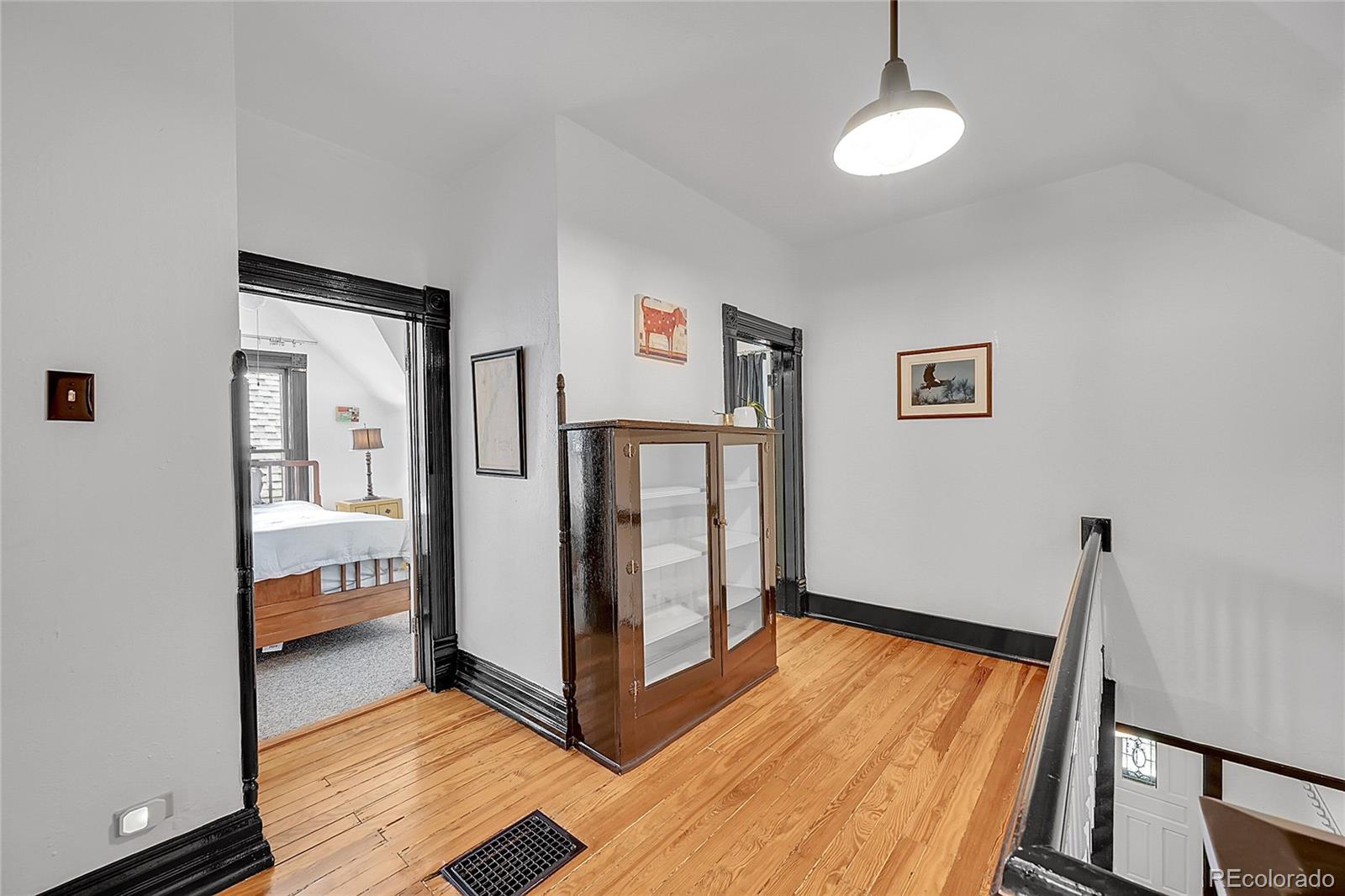 MLS Image #24 for 444 s pearl street,denver, Colorado