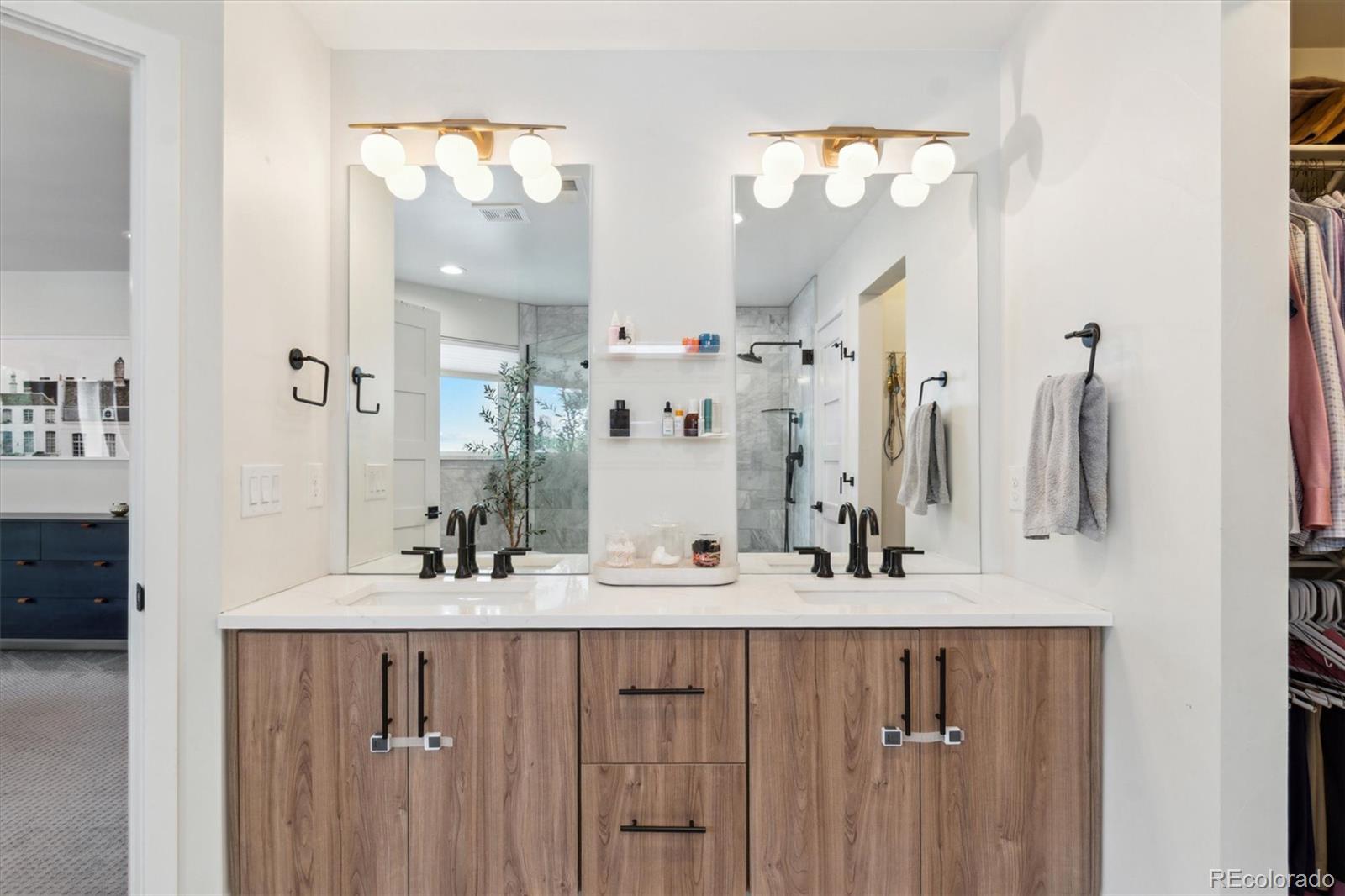 MLS Image #16 for 2244 s lincoln street,denver, Colorado
