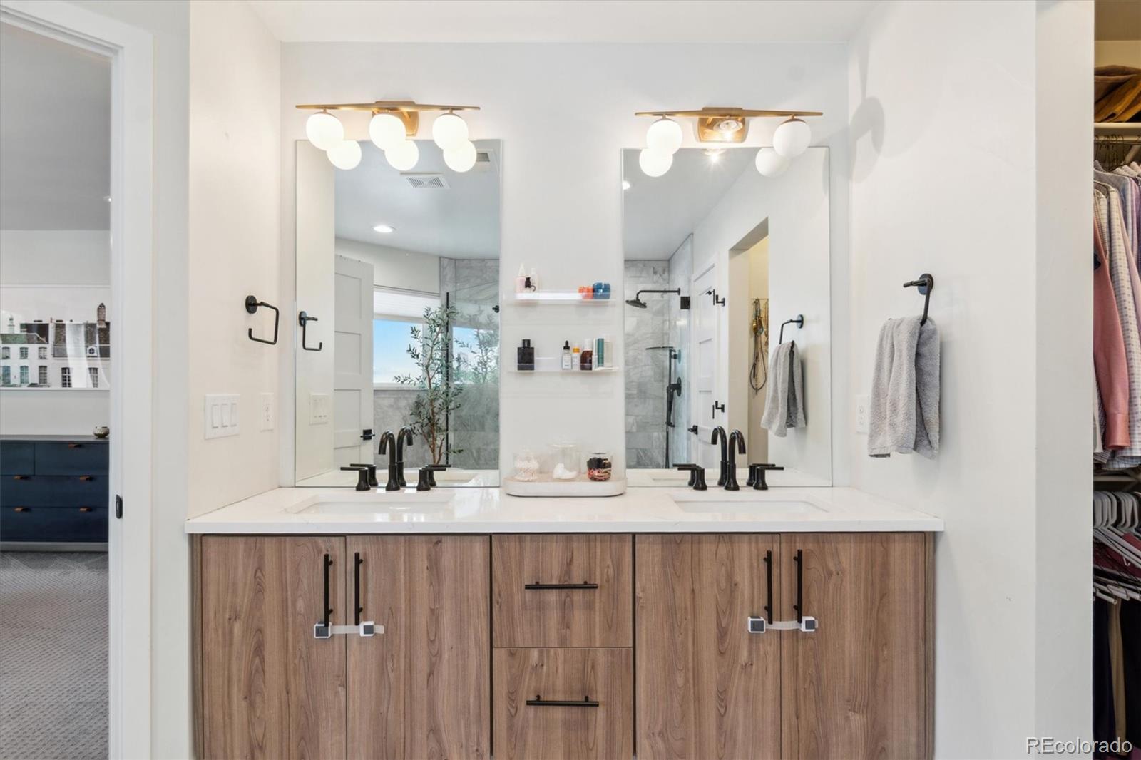 MLS Image #17 for 2244 s lincoln street,denver, Colorado