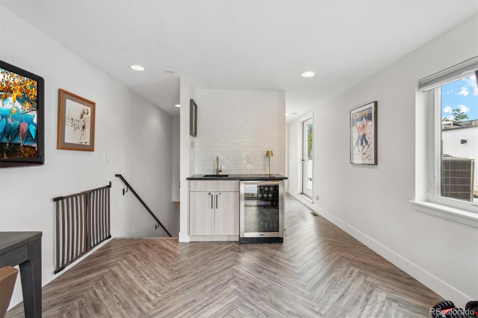 MLS Image #24 for 2244 s lincoln street,denver, Colorado