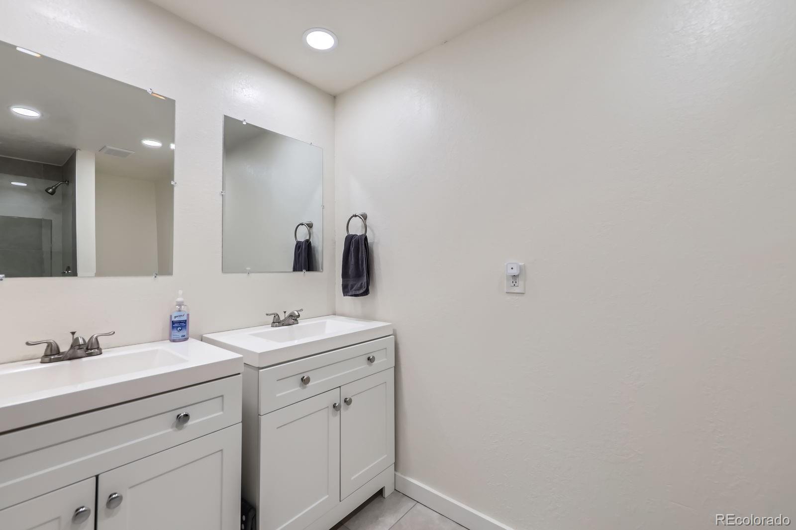 MLS Image #7 for 5712 s lowell boulevard,littleton, Colorado