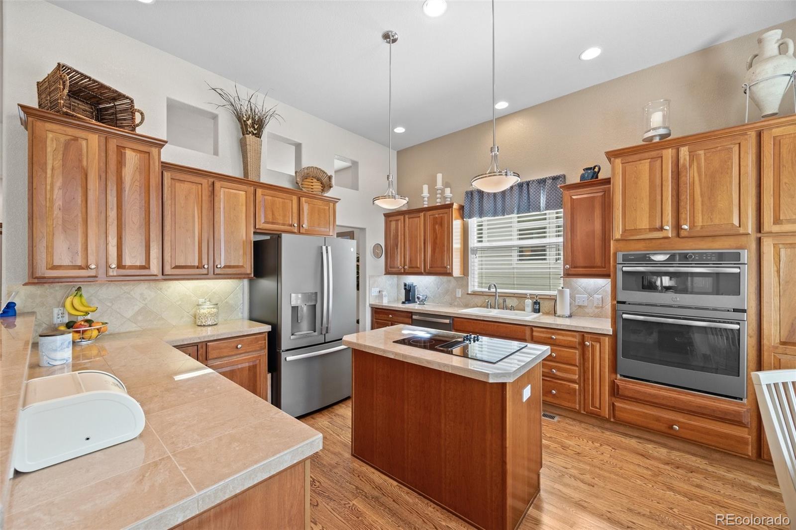 MLS Image #14 for 1051  bramblewood drive,castle pines, Colorado