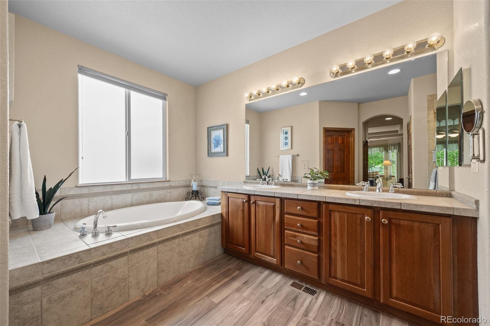 MLS Image #21 for 1051  bramblewood drive,castle pines, Colorado