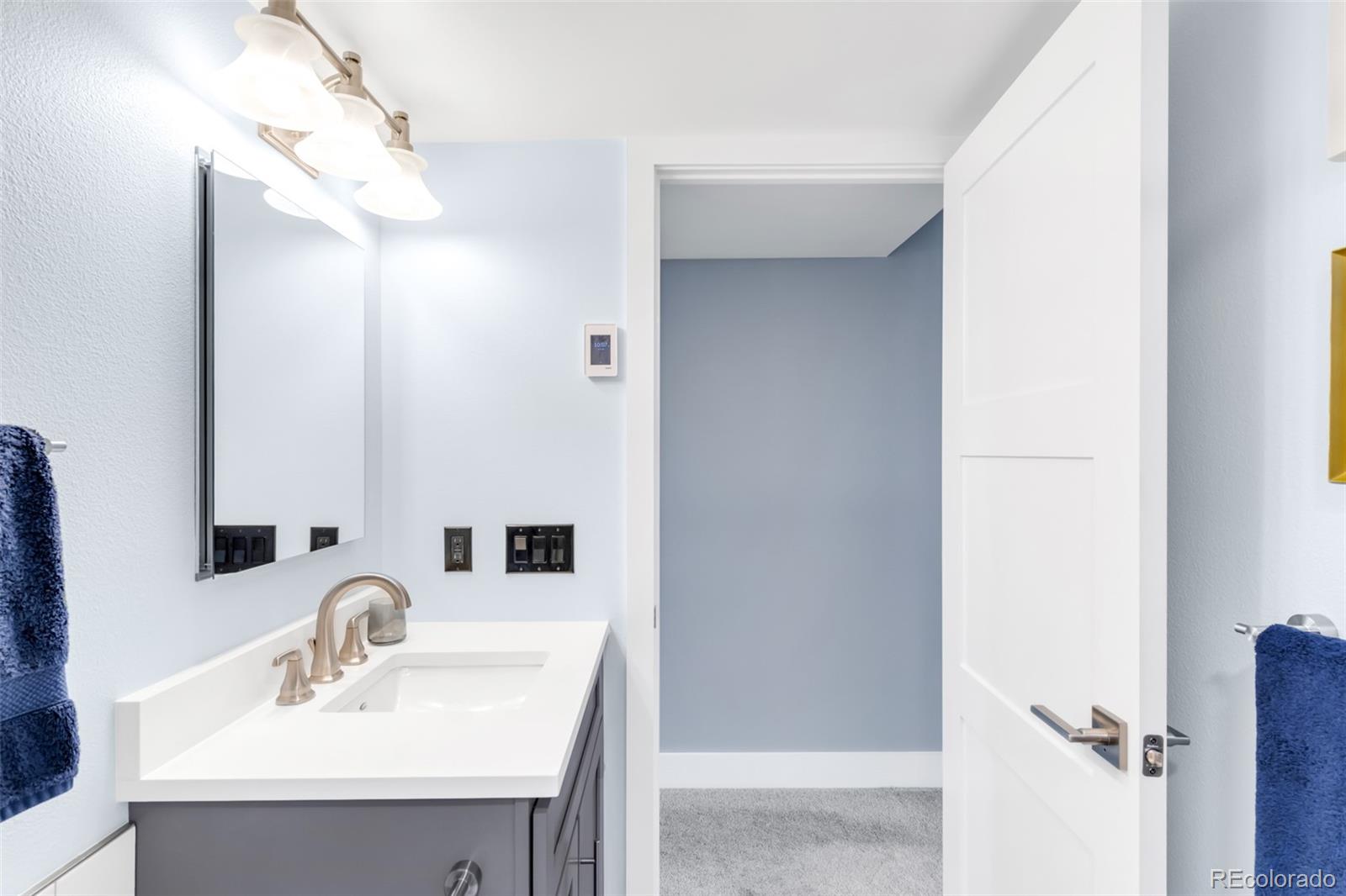 MLS Image #16 for 5955 e 10th avenue,denver, Colorado