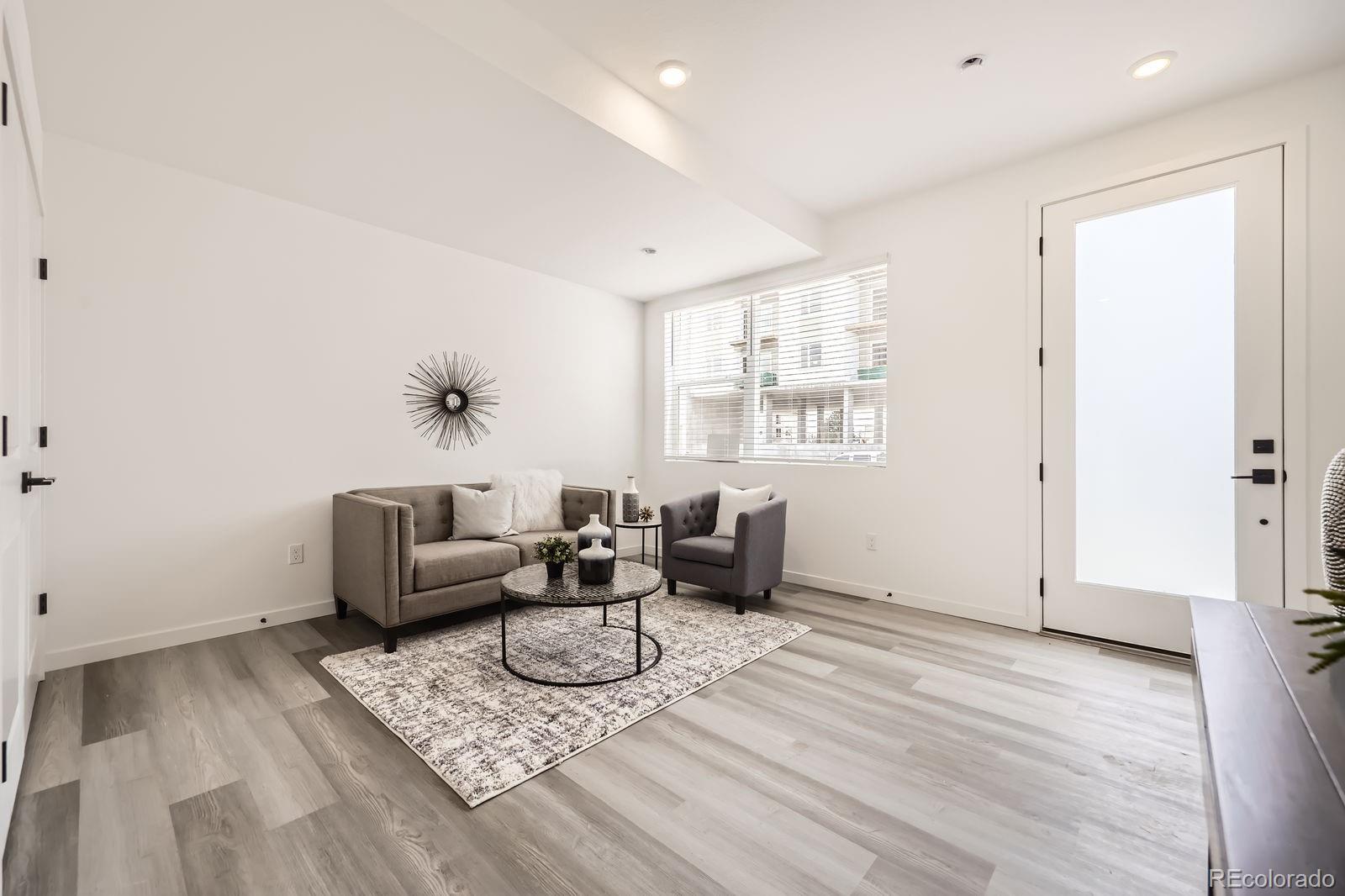 MLS Image #14 for 348 n geneva street,aurora, Colorado