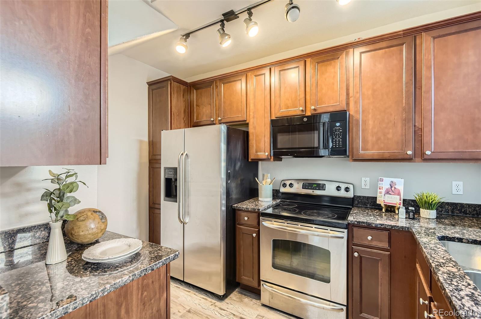 MLS Image #12 for 9019 e panorama circle,englewood, Colorado