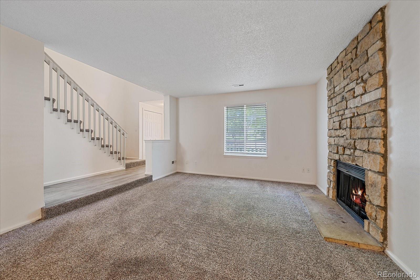 MLS Image #5 for 8438  everett way,arvada, Colorado