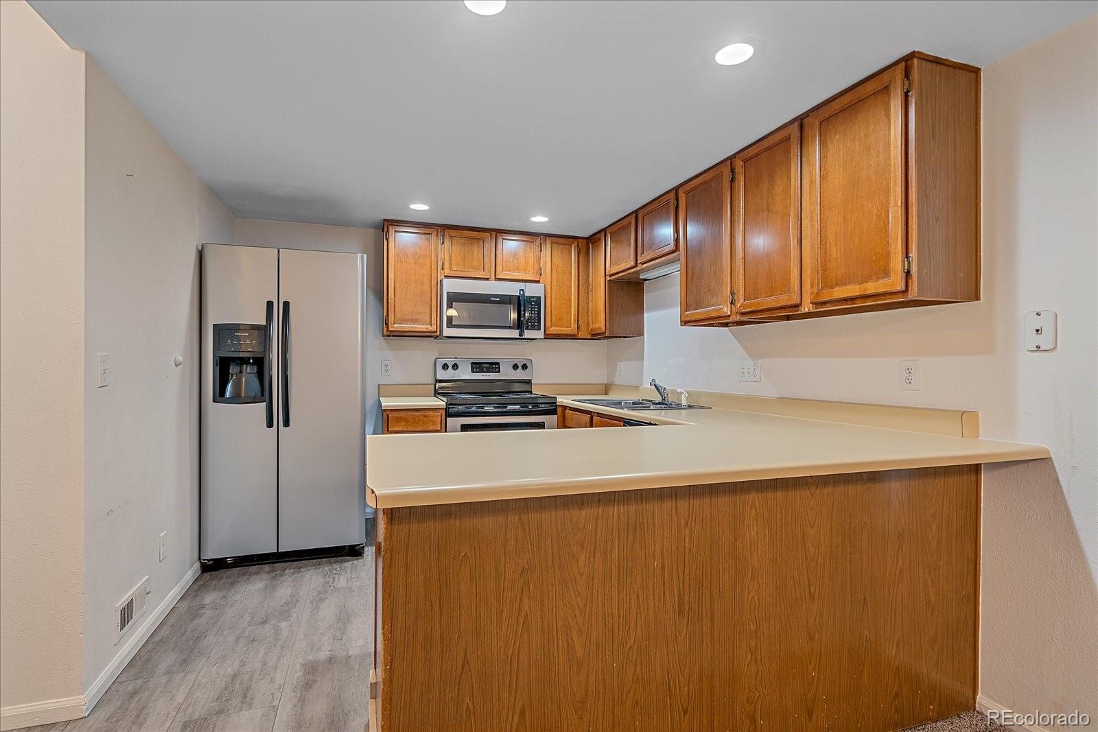 MLS Image #8 for 8438  everett way,arvada, Colorado