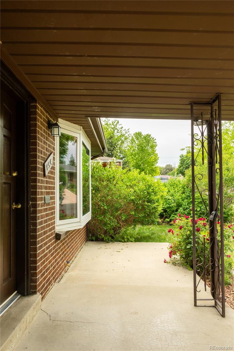 MLS Image #5 for 654 s shoshone street,denver, Colorado