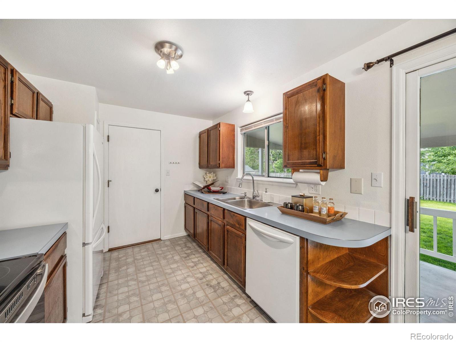MLS Image #11 for 2525  antelope road,fort collins, Colorado
