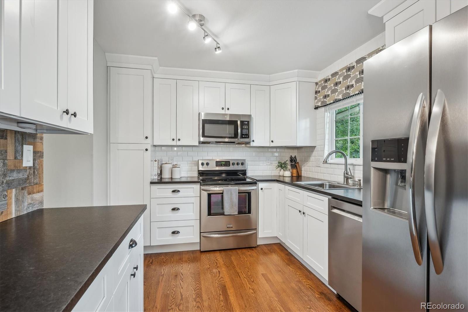 MLS Image #10 for 6880 e appleton circle,centennial, Colorado