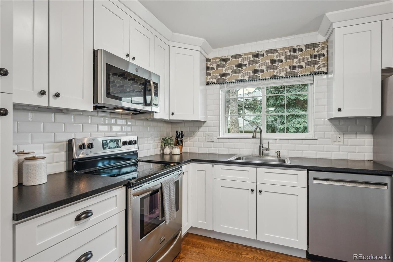 MLS Image #11 for 6880 e appleton circle,centennial, Colorado