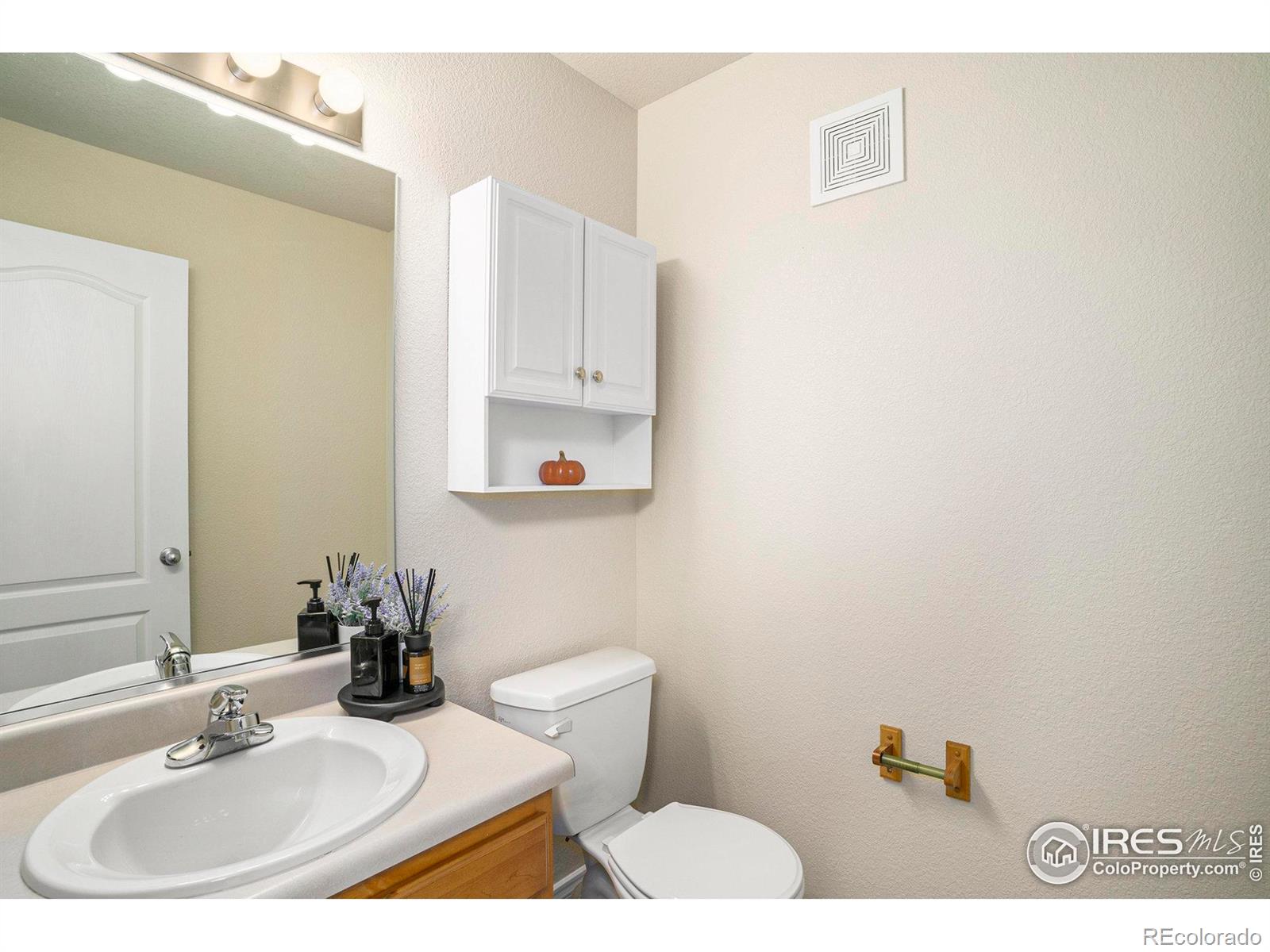 MLS Image #10 for 5551  29th street,greeley, Colorado