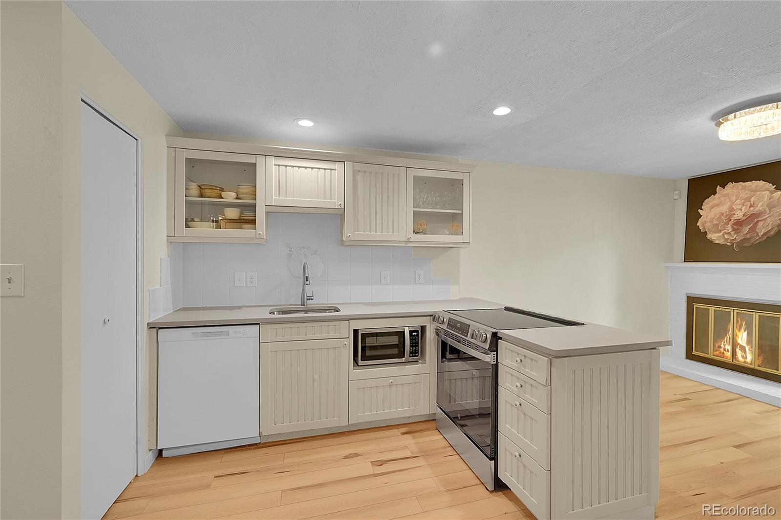 MLS Image #11 for 2840 s kenton court,aurora, Colorado