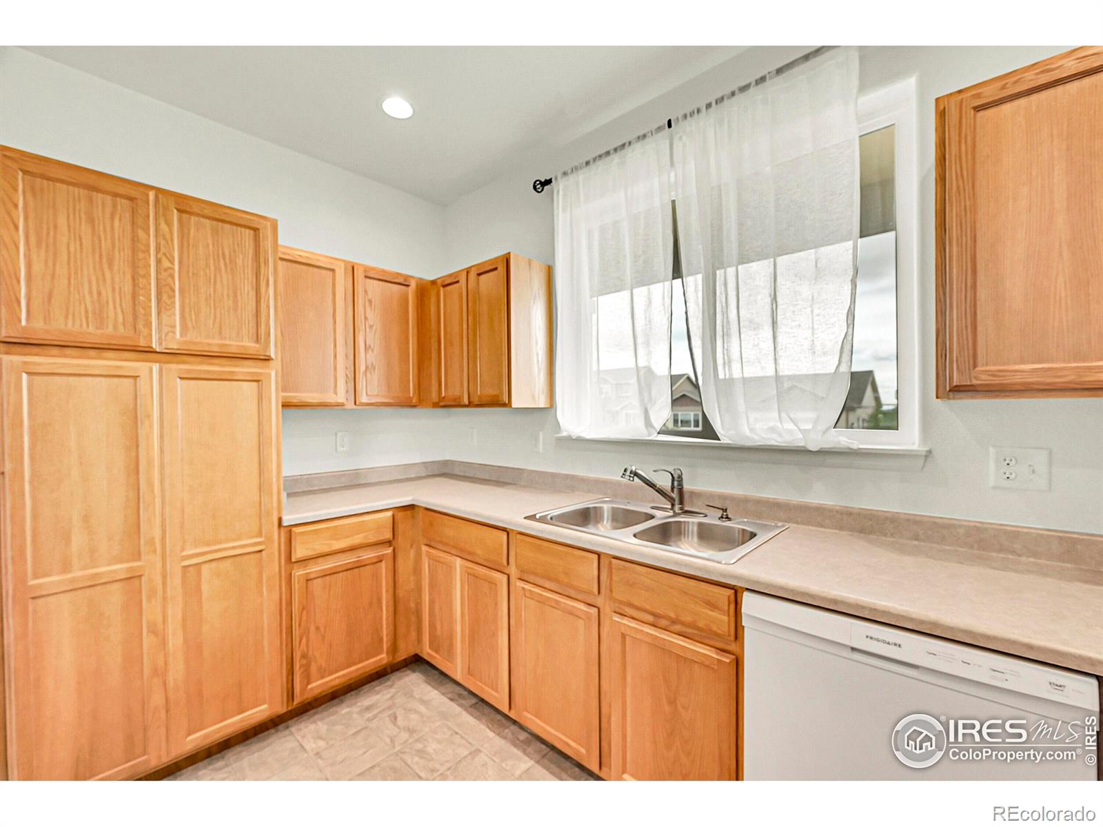 MLS Image #10 for 1711  101st ave ct,greeley, Colorado
