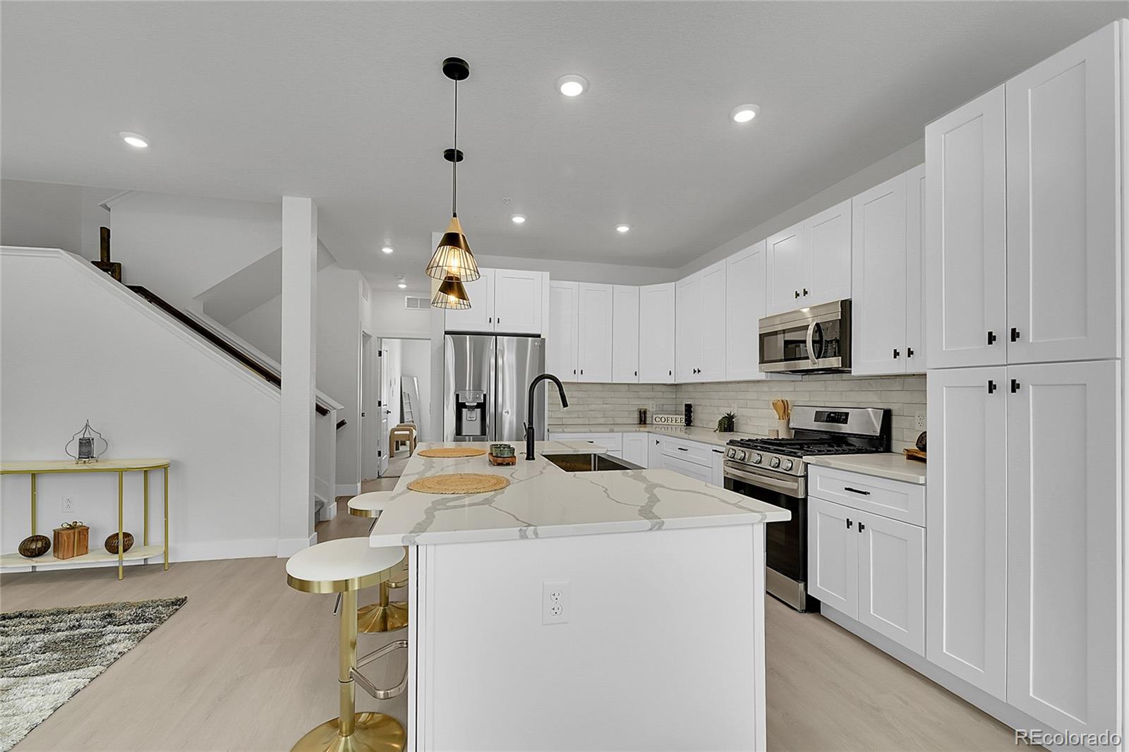 MLS Image #14 for 8530 w 52nd avenue,arvada, Colorado