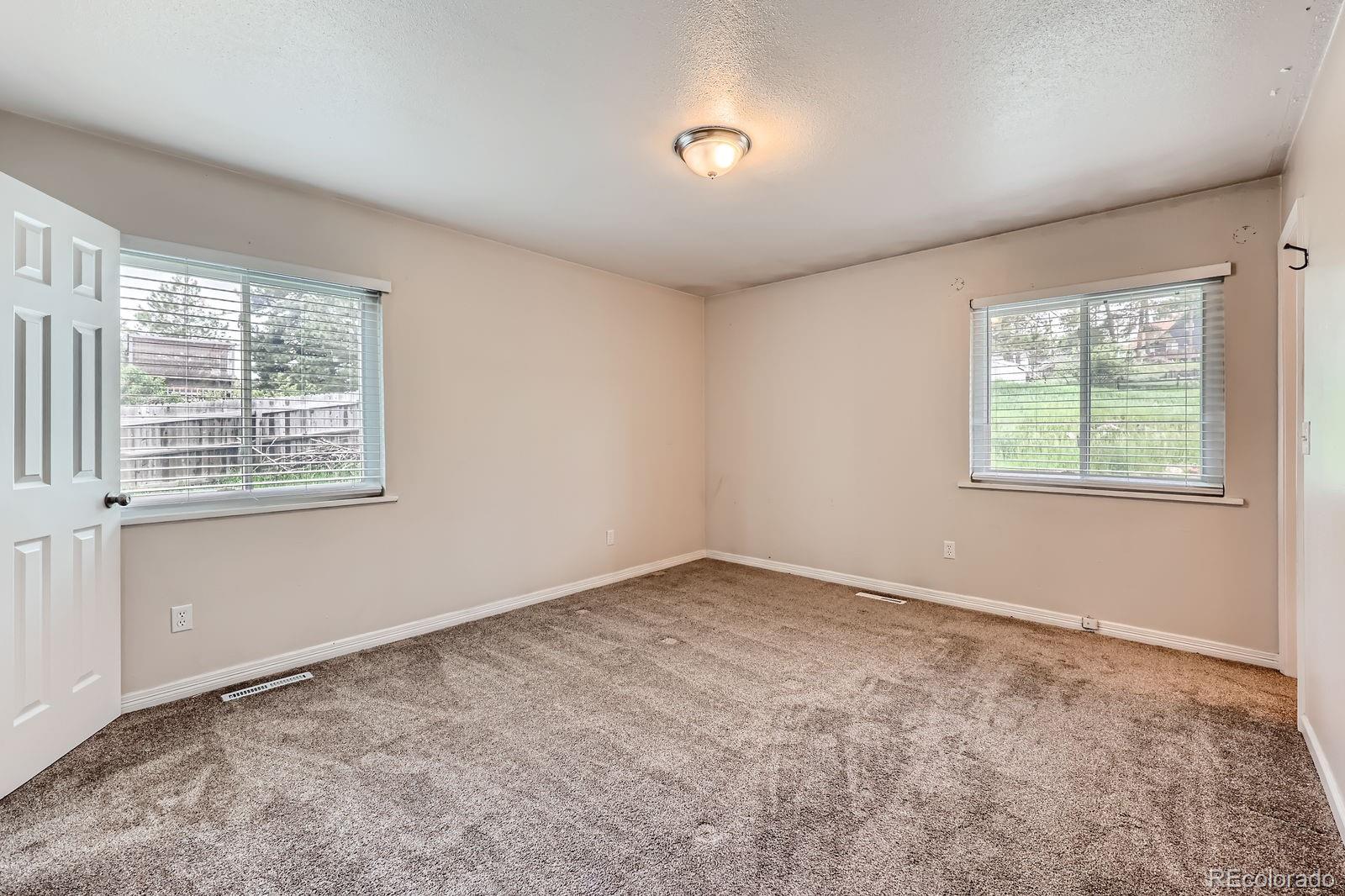 MLS Image #12 for 679 s pearl street,elizabeth, Colorado