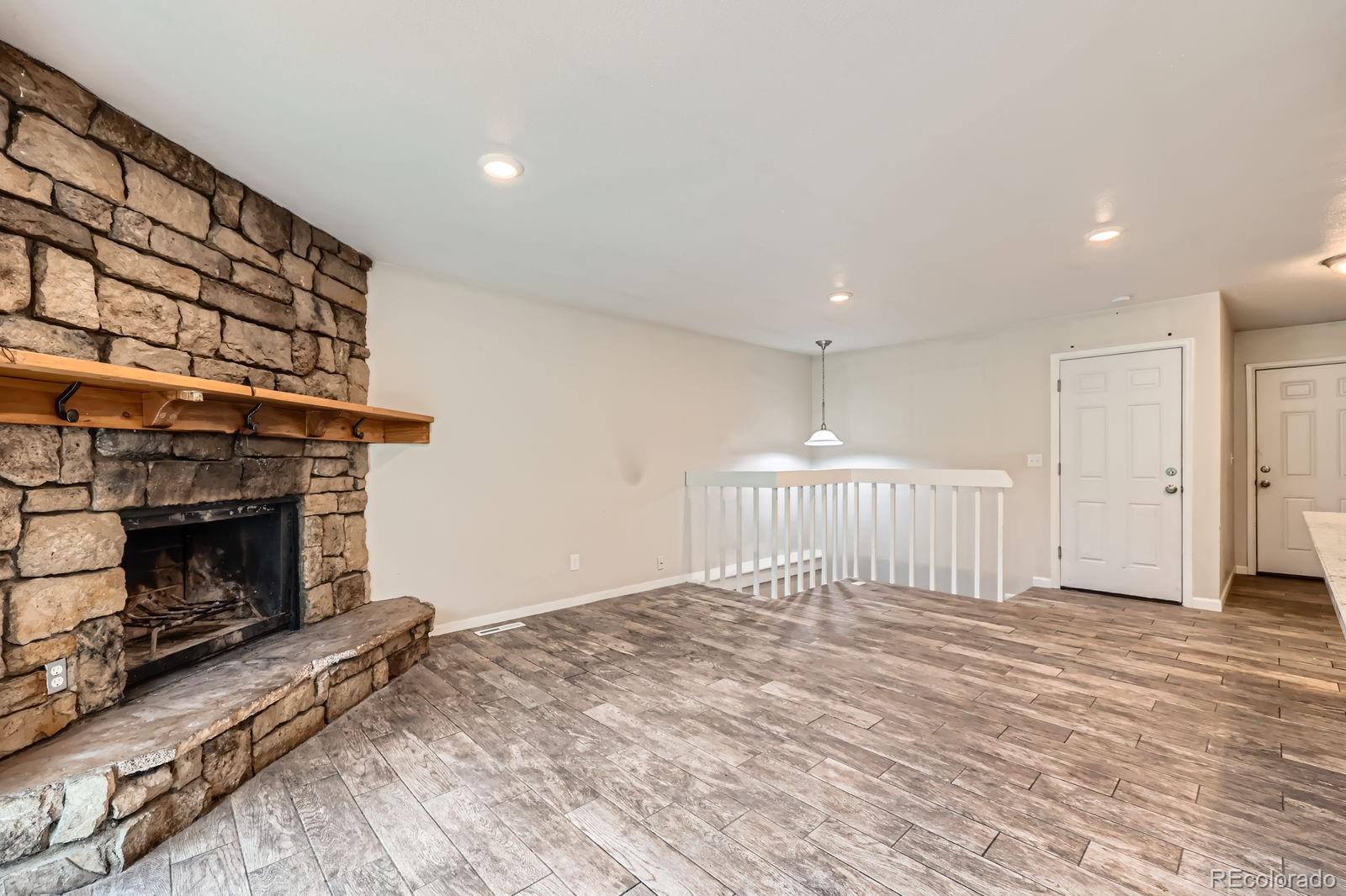 MLS Image #8 for 679 s pearl street,elizabeth, Colorado