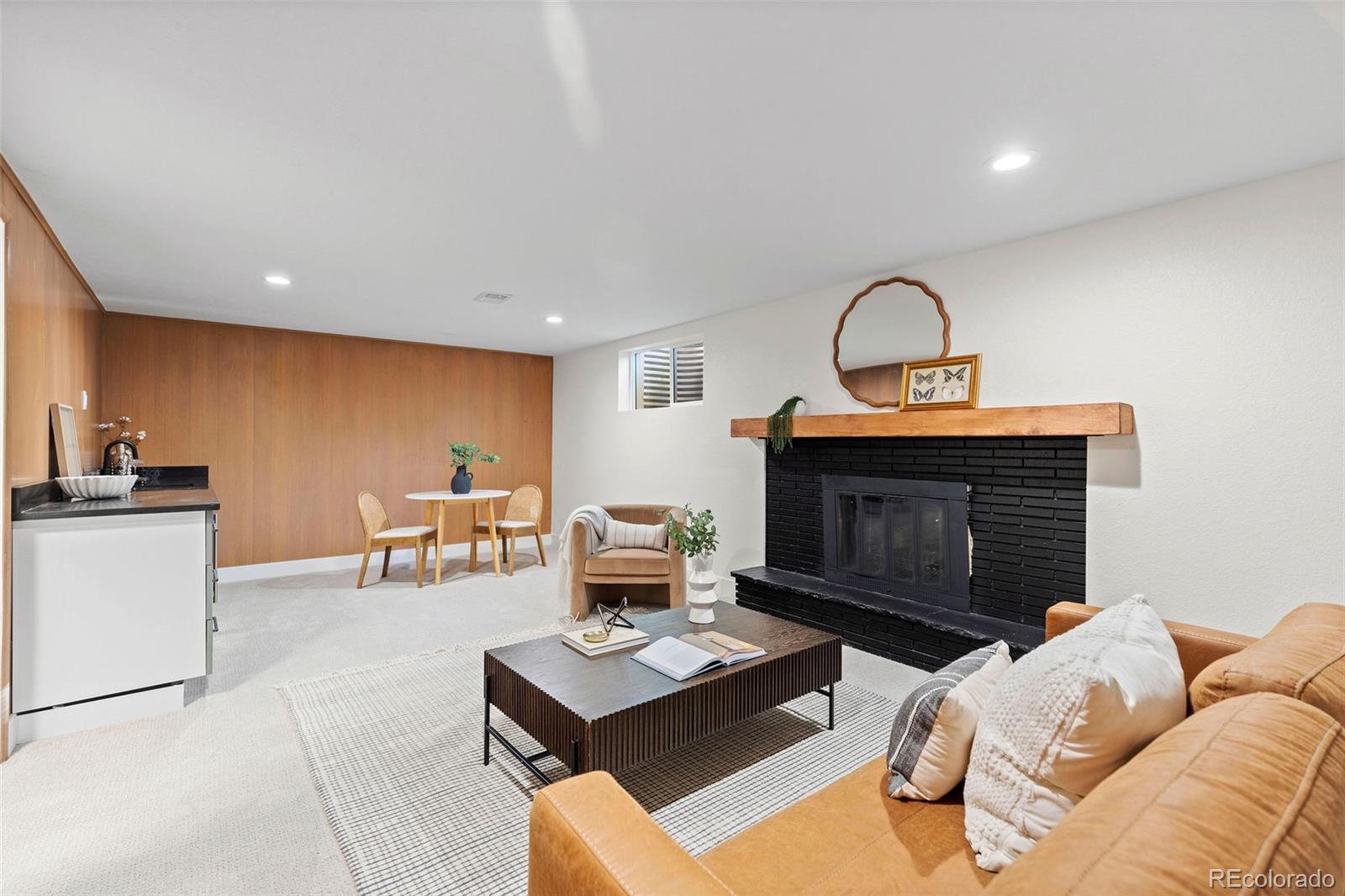 MLS Image #38 for 7036 s apache street,littleton, Colorado